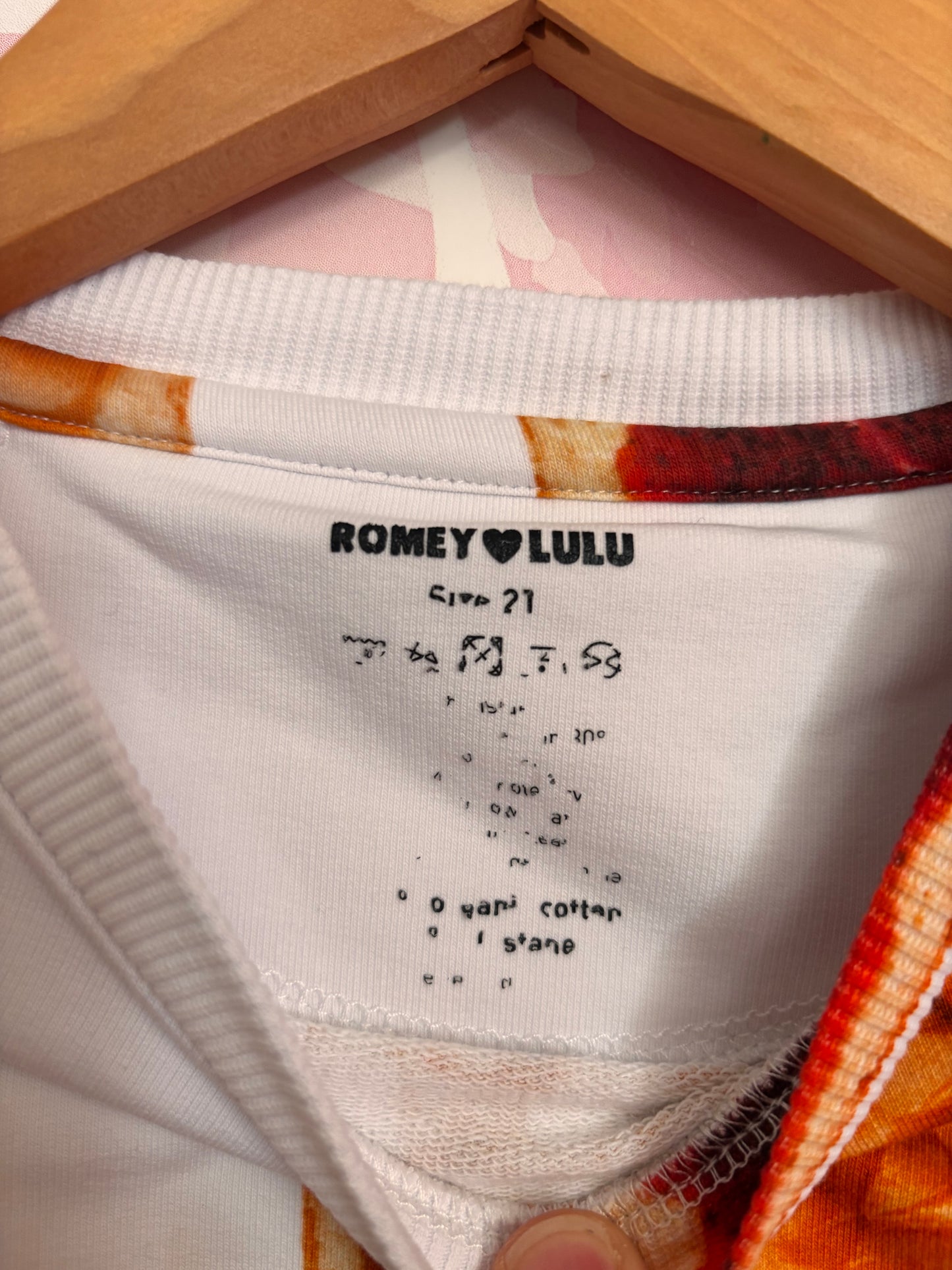 Romey loves Lulu peanut butter and jelly sweatshirt. Size 2T