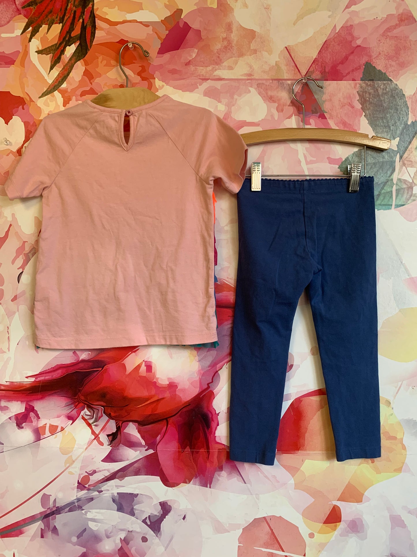 Mini Boden rainbow ruffle short sleeve top and Tea Collection blue leggings. Both size 5T
