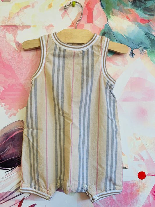 Burberry romper size 9m