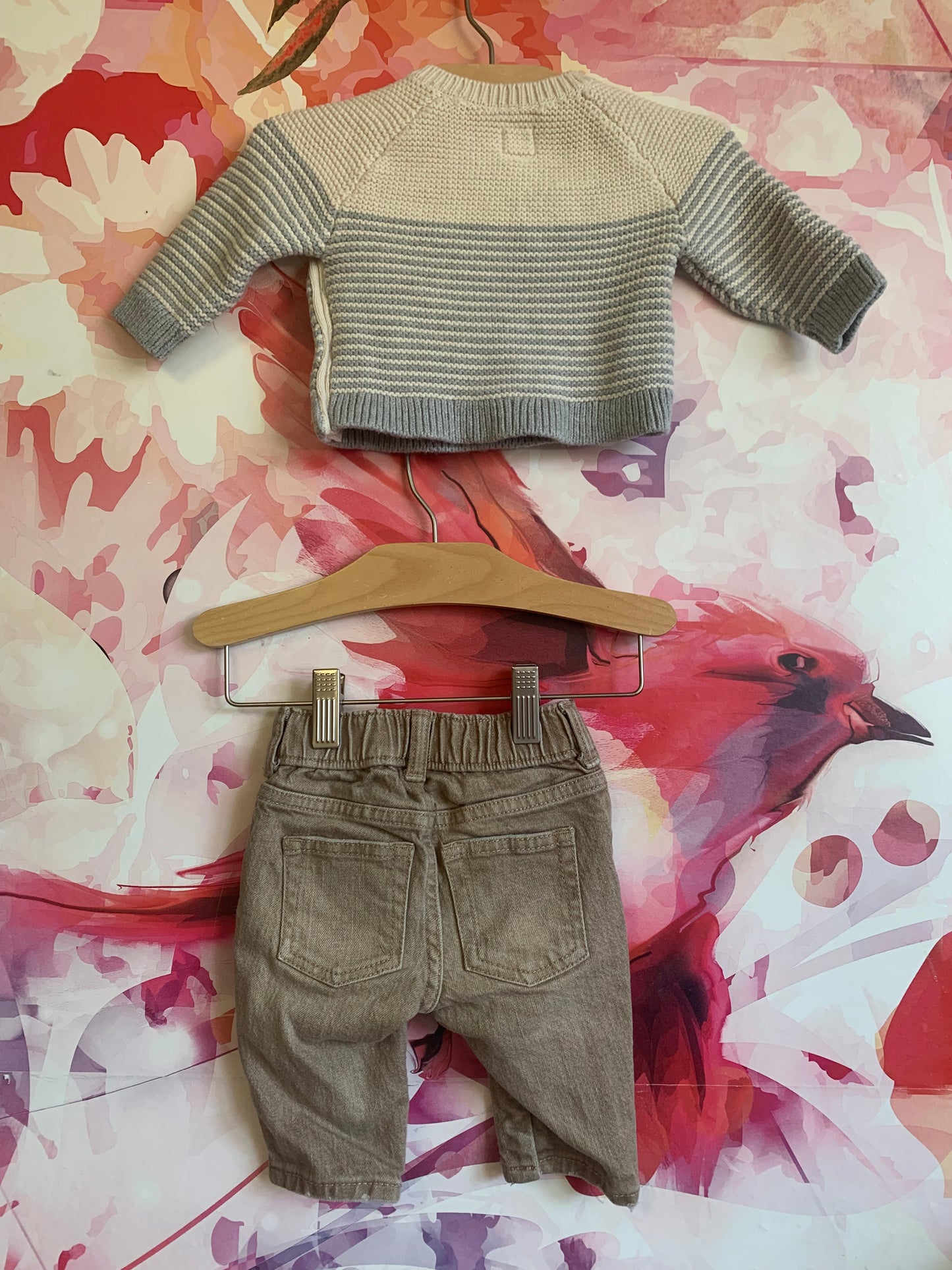 Baby Gap cream & grey knit sweater with shoulder buttons. Khaki jeans with snap closure. Size 0-3m / NB