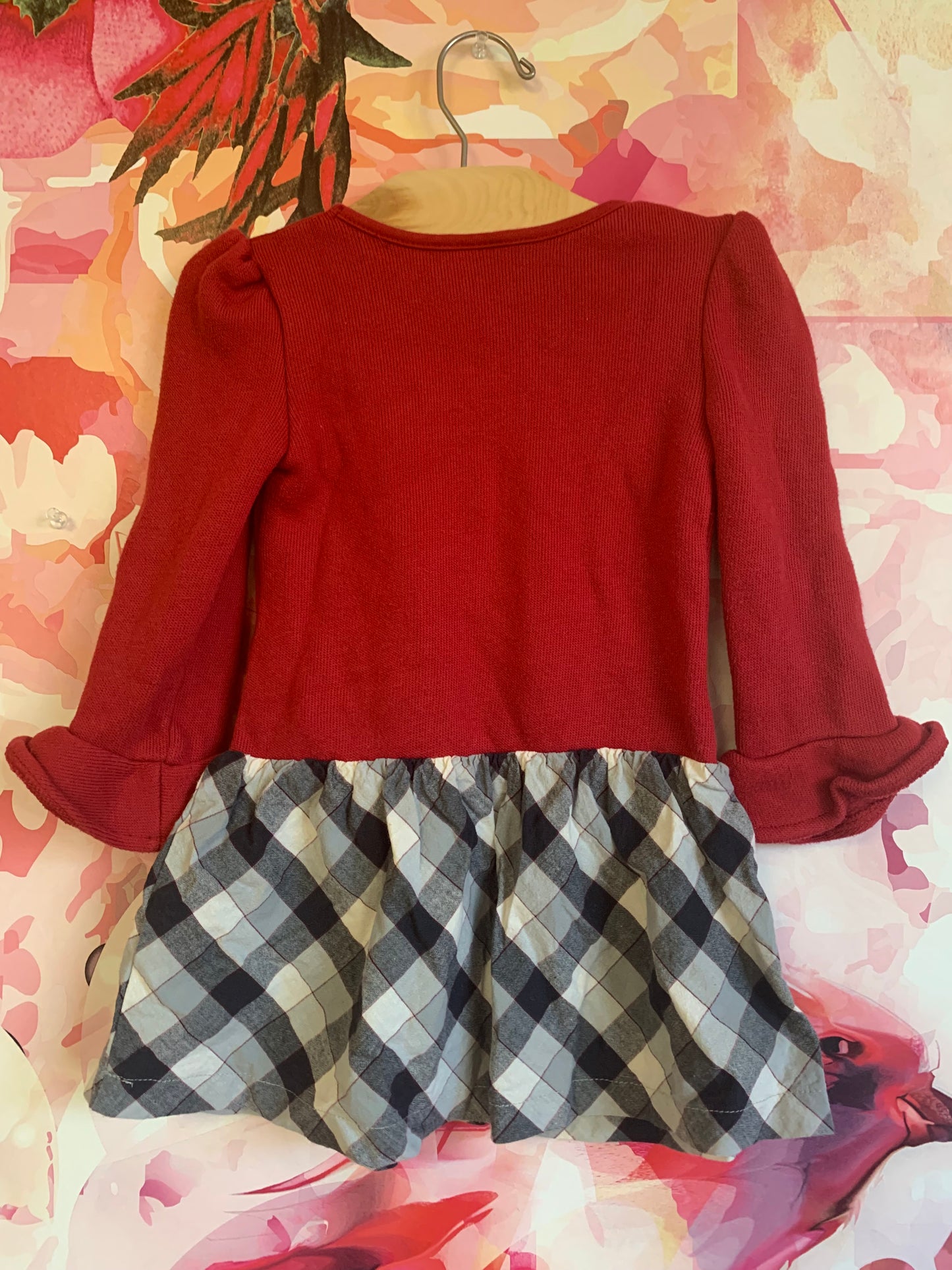 Fiorella dress. Red fleece top & black, white, red checkered skirt. 3 silver bows on top. Size 4T