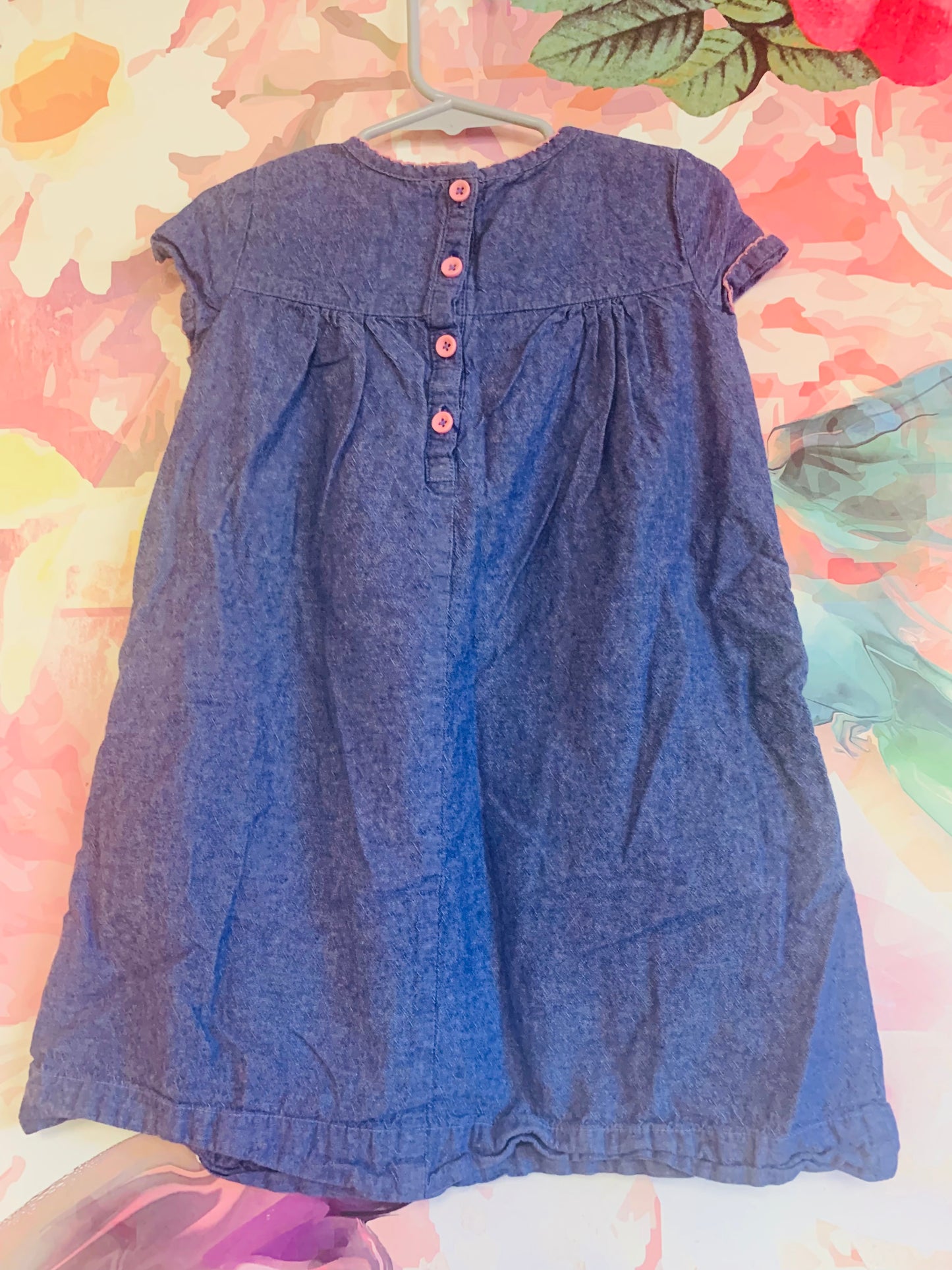 Mini Boden purple short sleeve 100% cotton dress with pink stitching & pockets. Size 5T / 6T