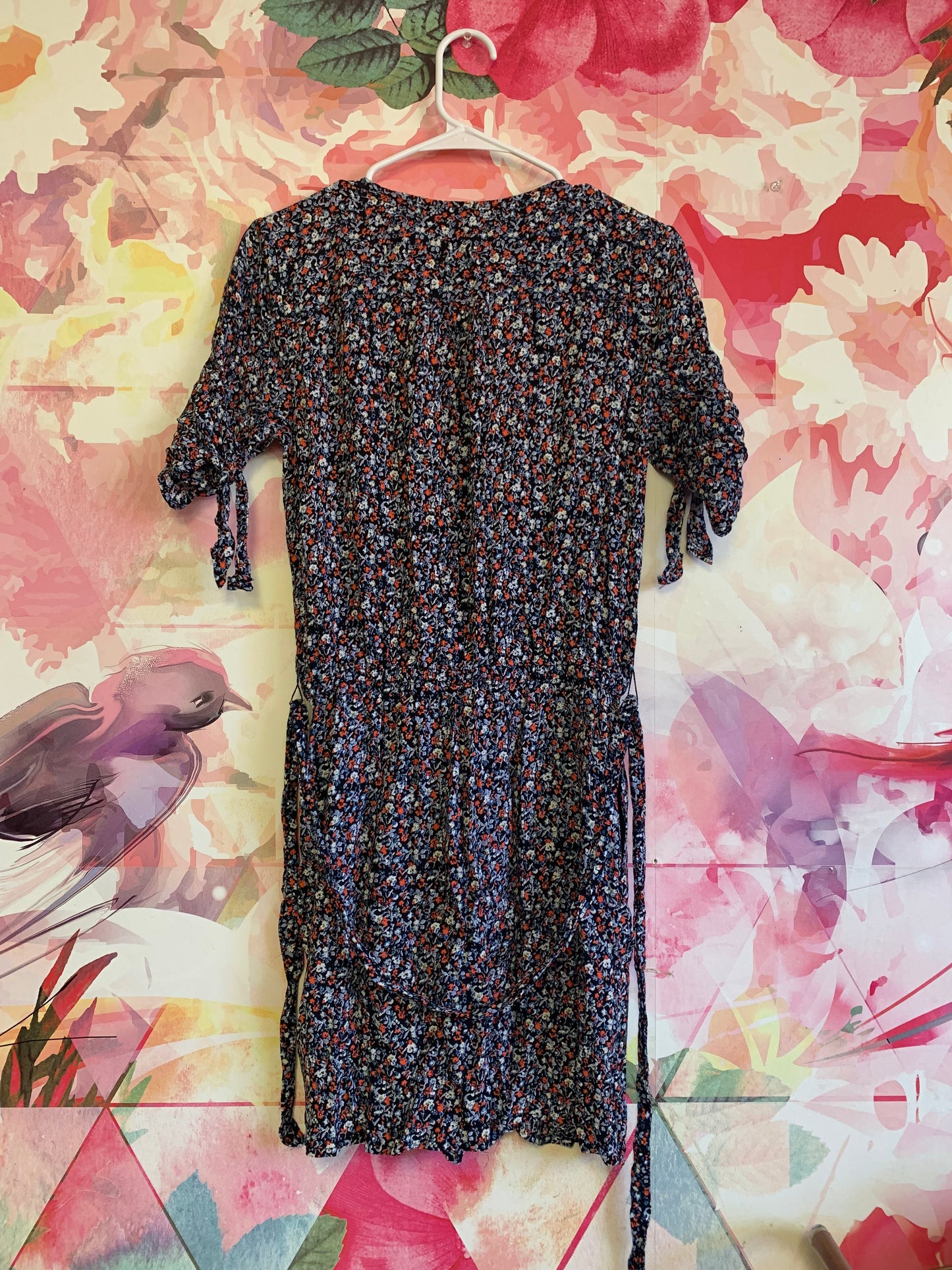 Gap blue, red, white, yellow tiny floral shirt sleeve wrap dress. Size Small