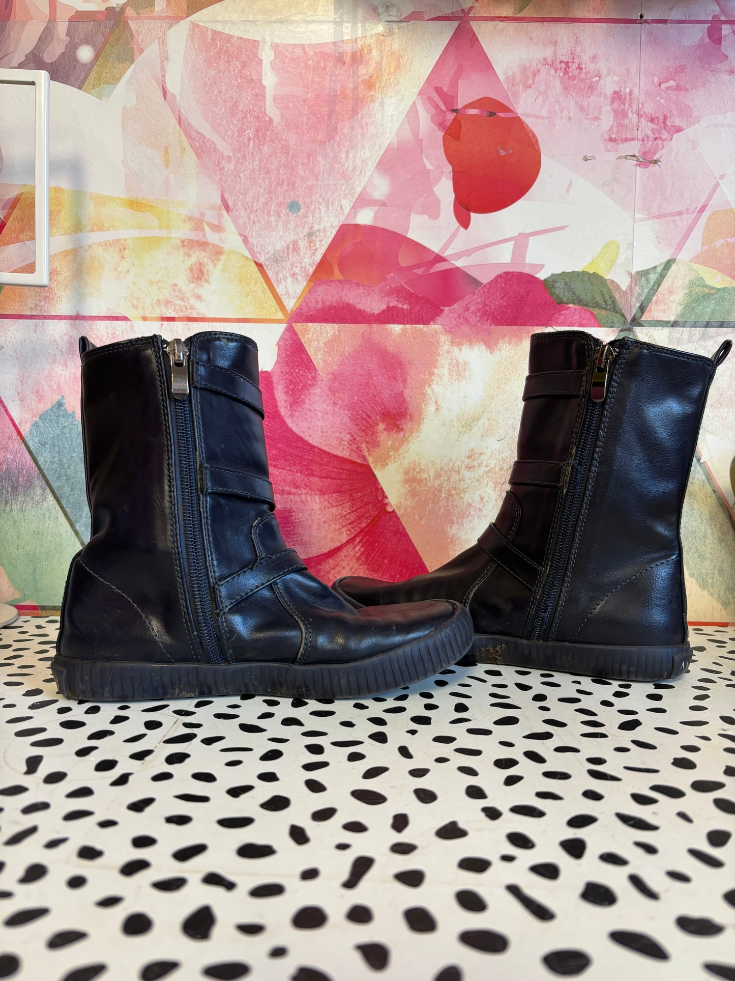 Amiana Blue Zip Up Boots. Size 1B.