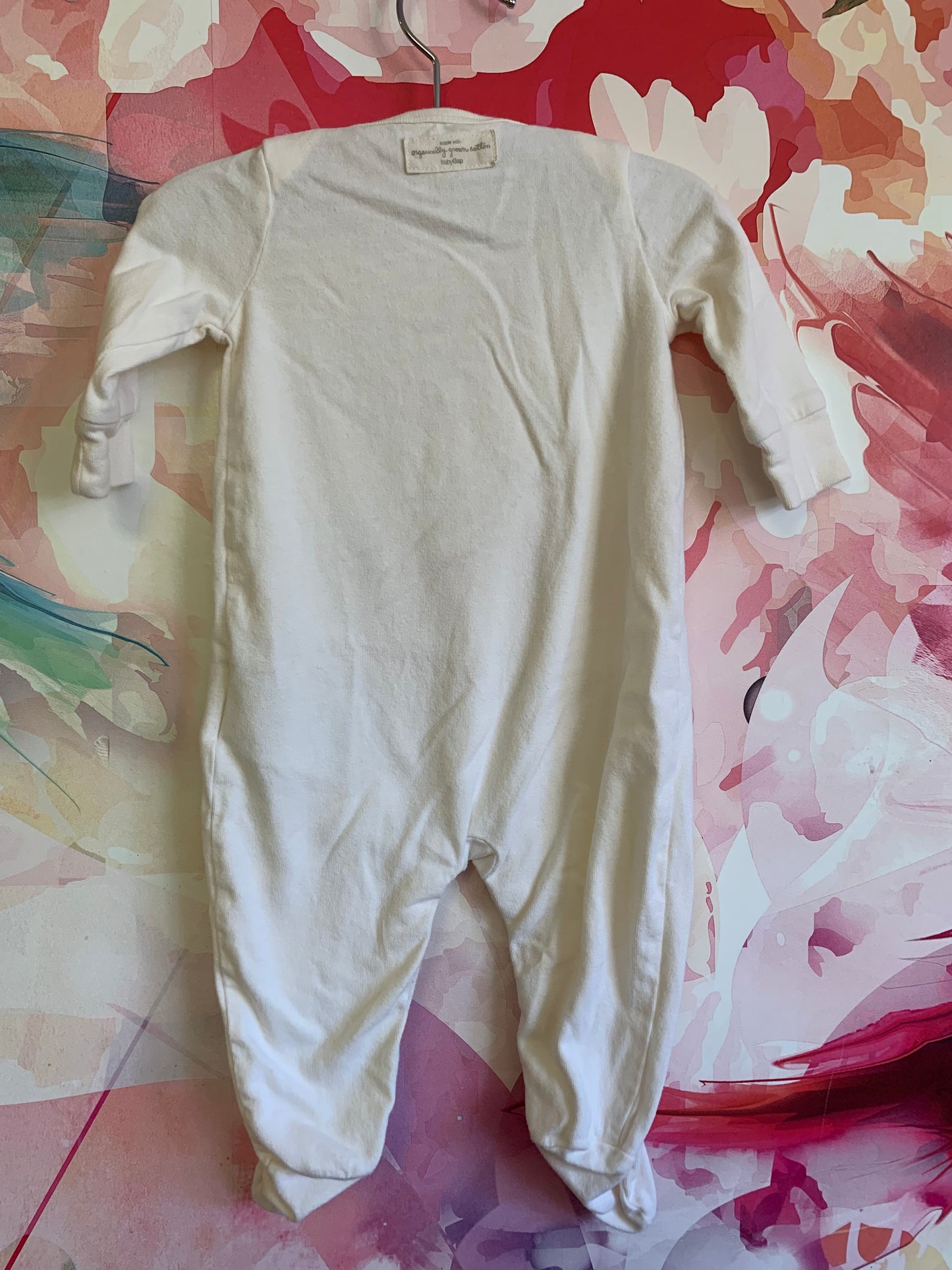 Baby Gap organic cotton long sleeve footed romper “Foodie in Training” Size 0-3m / NB