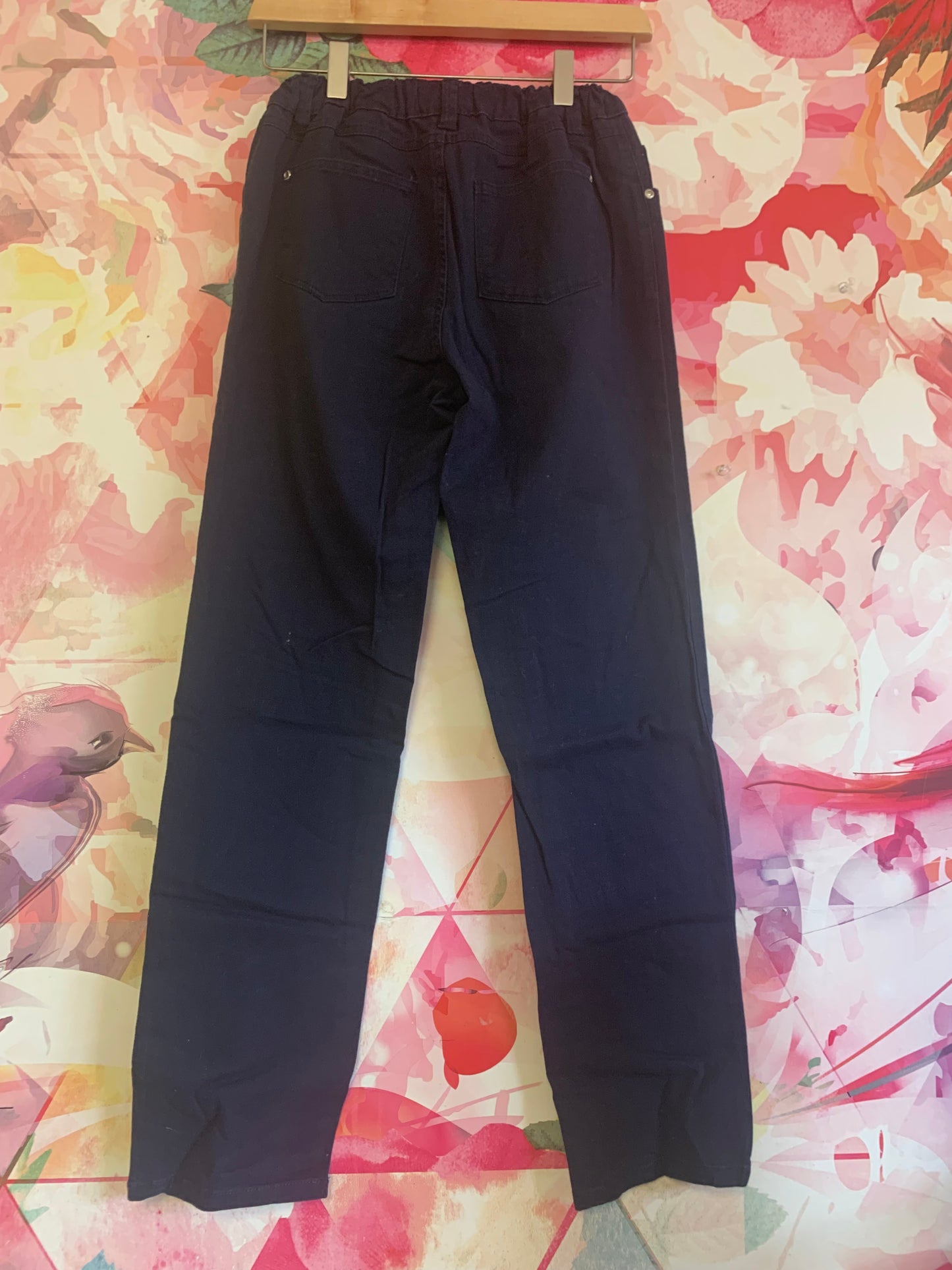 DKNY dark navy blue stretchy jeans with adjustable waist. Size 18.