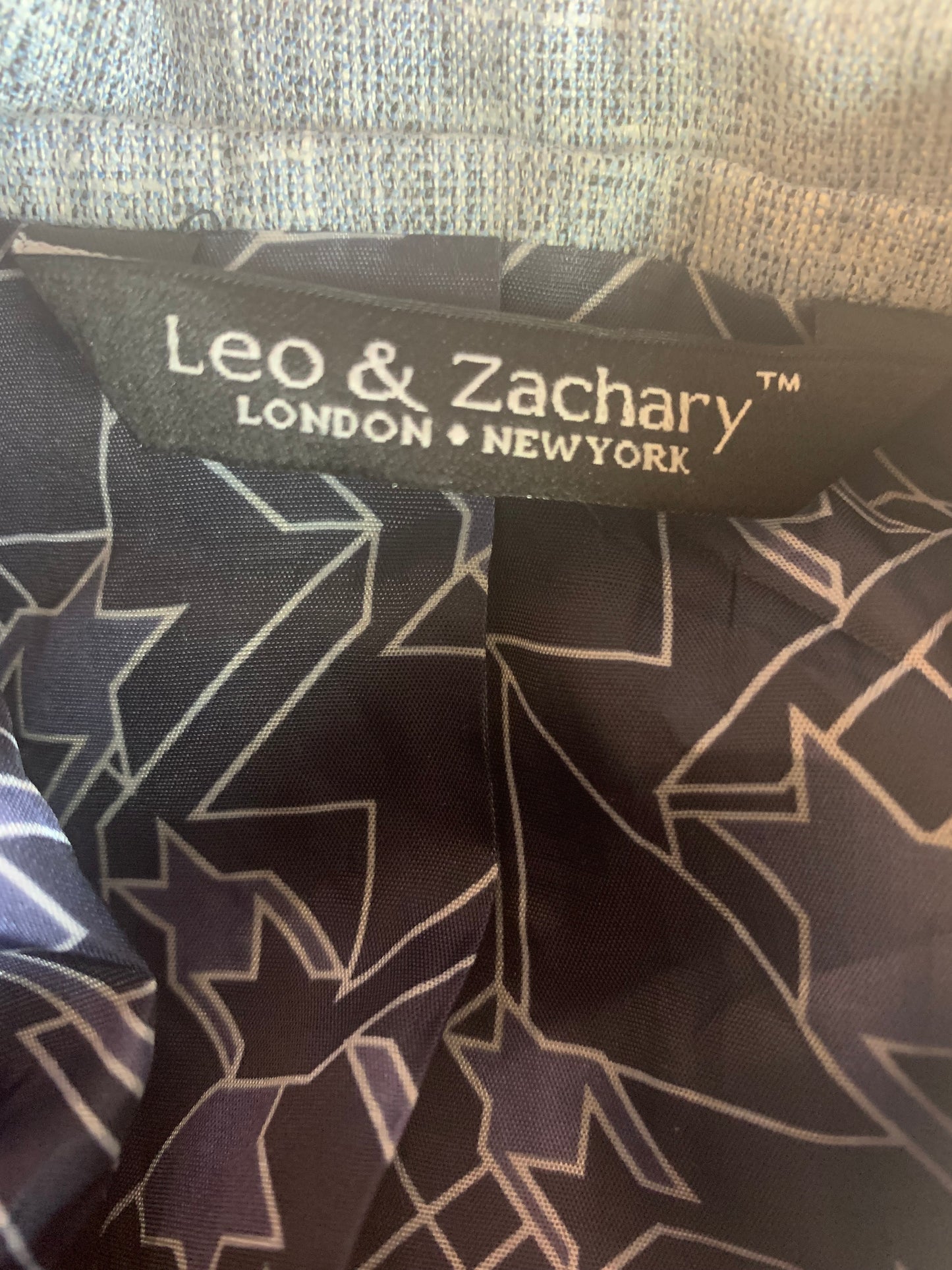 Leo & Zachary blue suit. Dress slacks & blazer. Size 5T