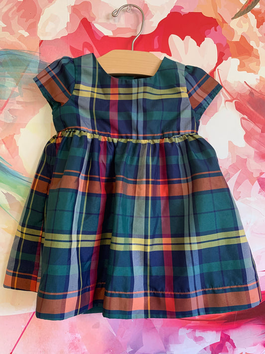 Baby Gap plaid satin shirt sleeve holiday dress. Size 12-18m