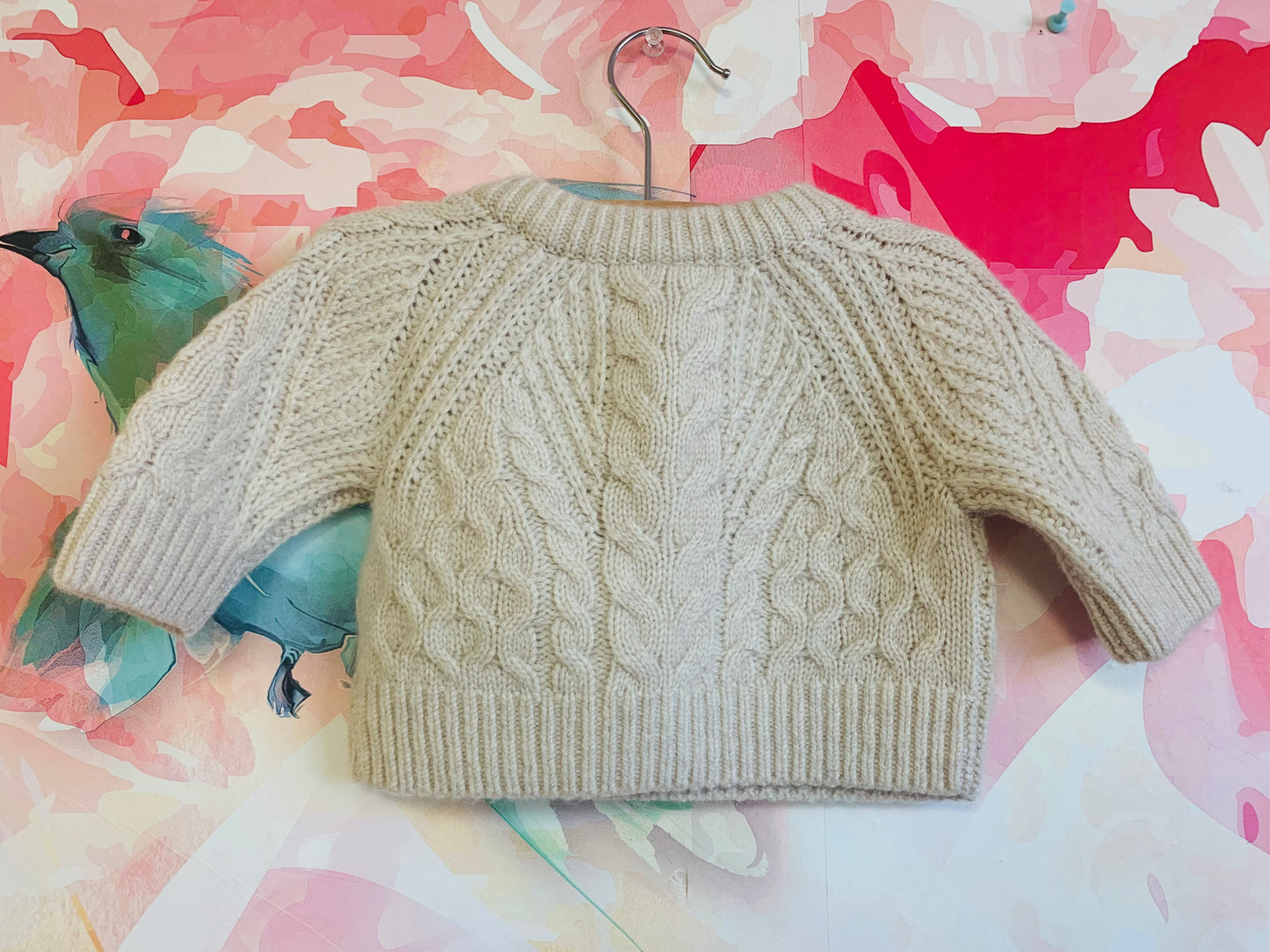Banana Republic Cream Merino Wool & Cashmere cable knit sweater with neck button. Size 0-3m / NB