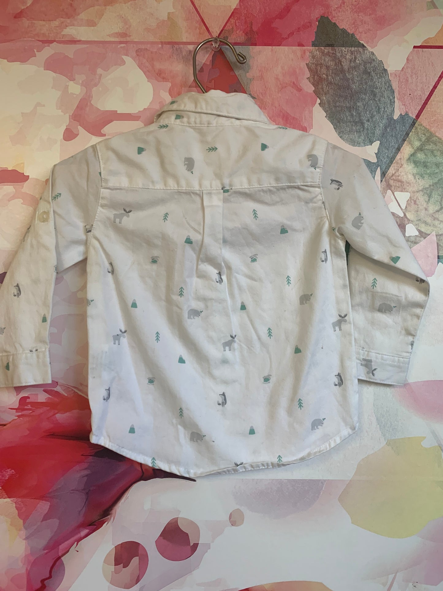 Mon Caramel white button down with tiny green/grey forest animals & trees. Size 6-12m.