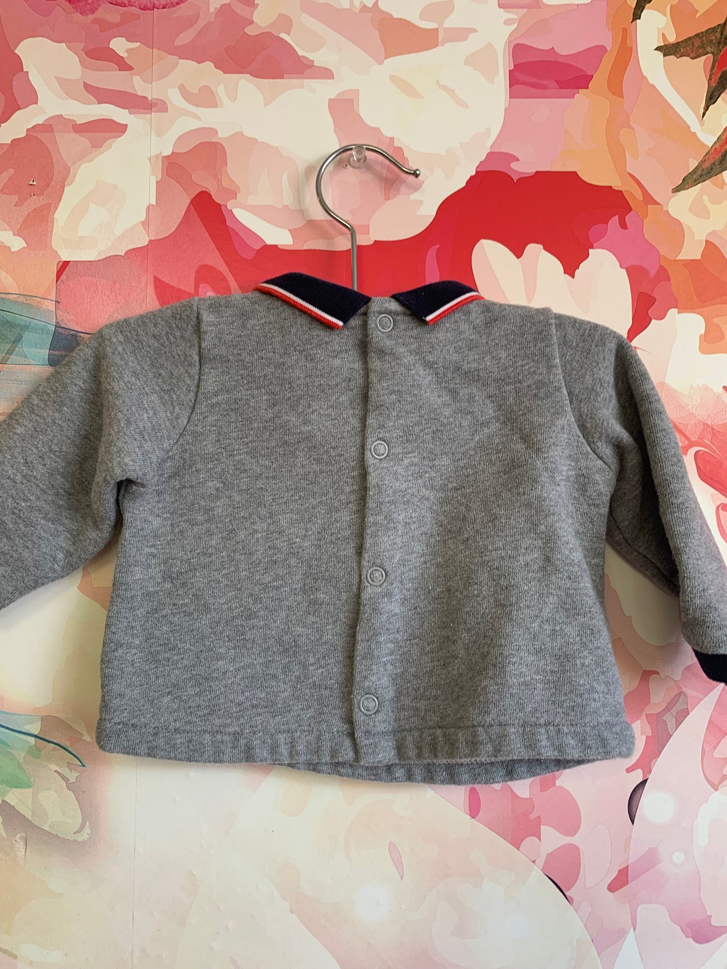 Jacadi grey sweater with blue/red collar and Splendid grey joggers with navy blue bear/forest design. 6-12m.