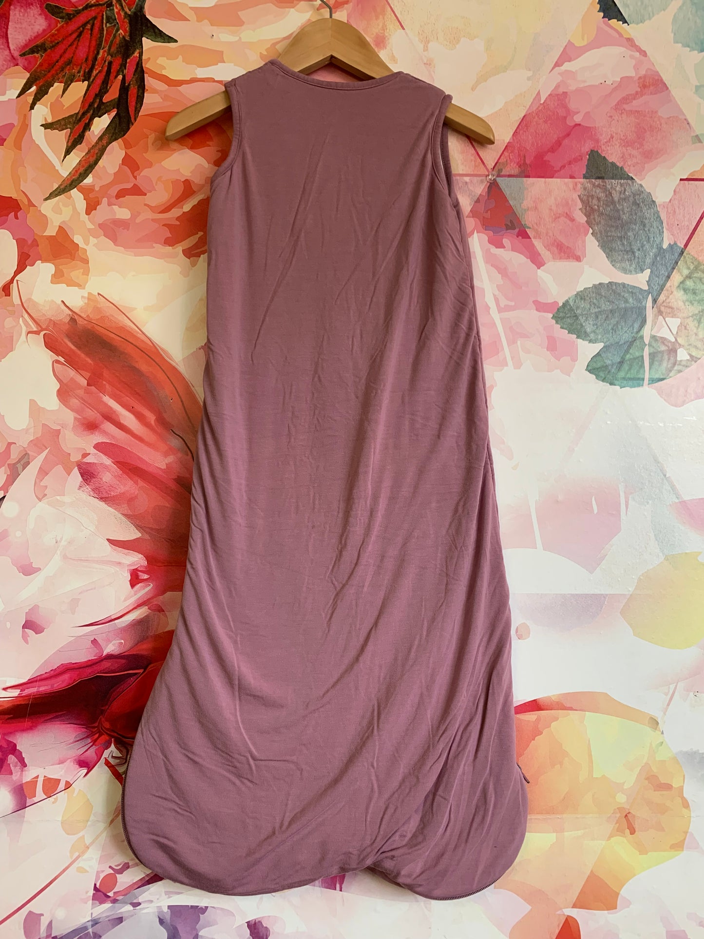 Kyte mauve 100% cotton sleep sack. Size Medium. Zippers down front and at bottom.