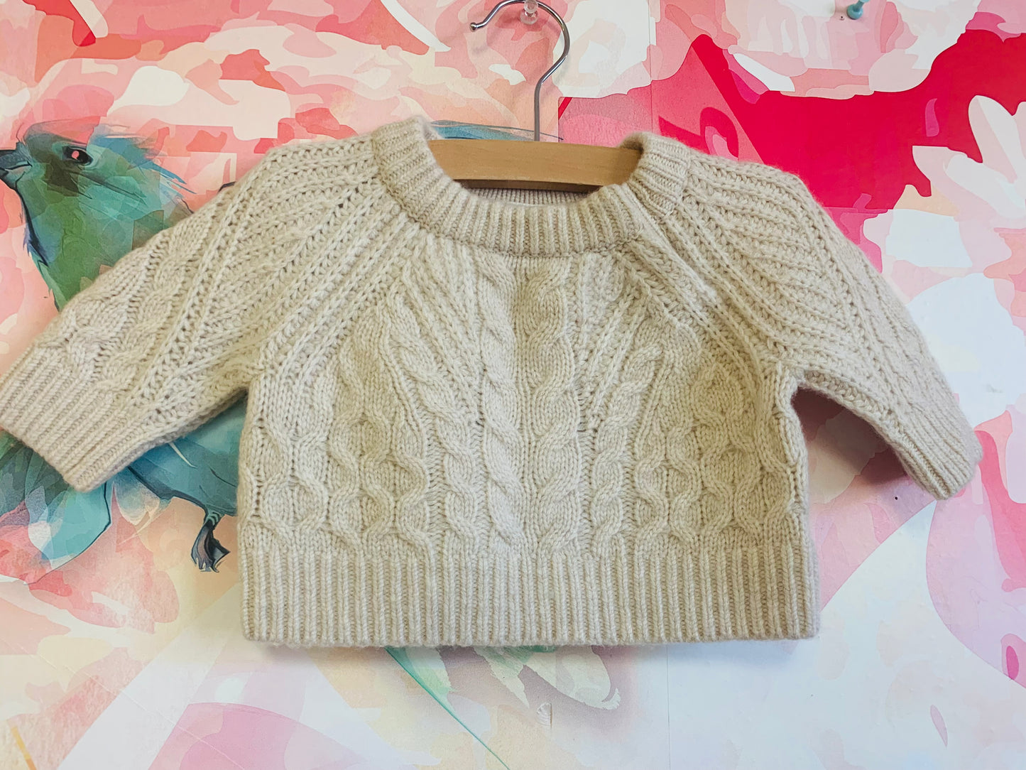 Banana Republic Cream Merino Wool & Cashmere cable knit sweater with neck button. Size 0-3m / NB