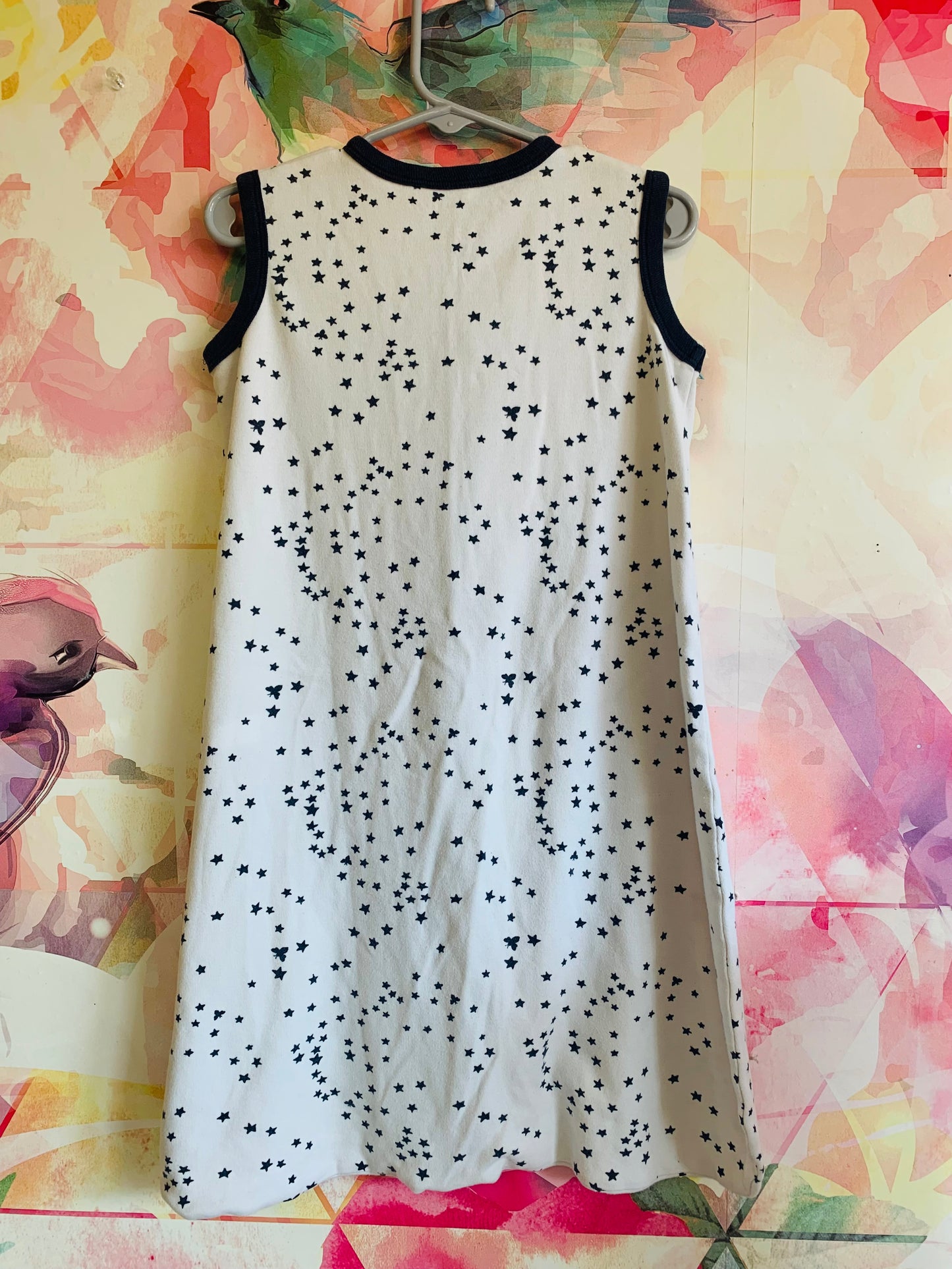 Burt’s Bees Baby sleep sack. White with blue stars & zipper. Size 0-6m