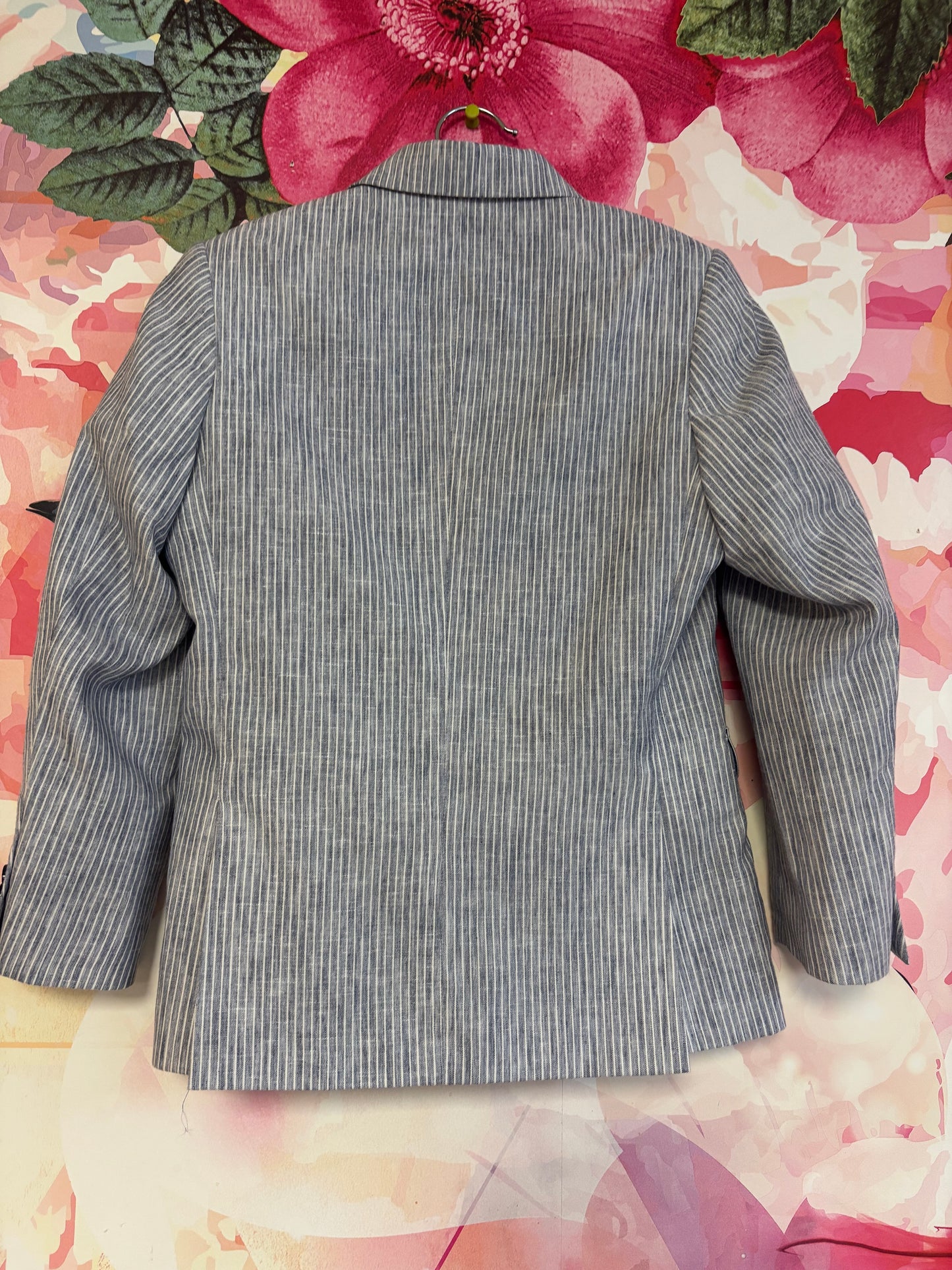 Leo & Zachary blue and white stripe blazer. Size 7.