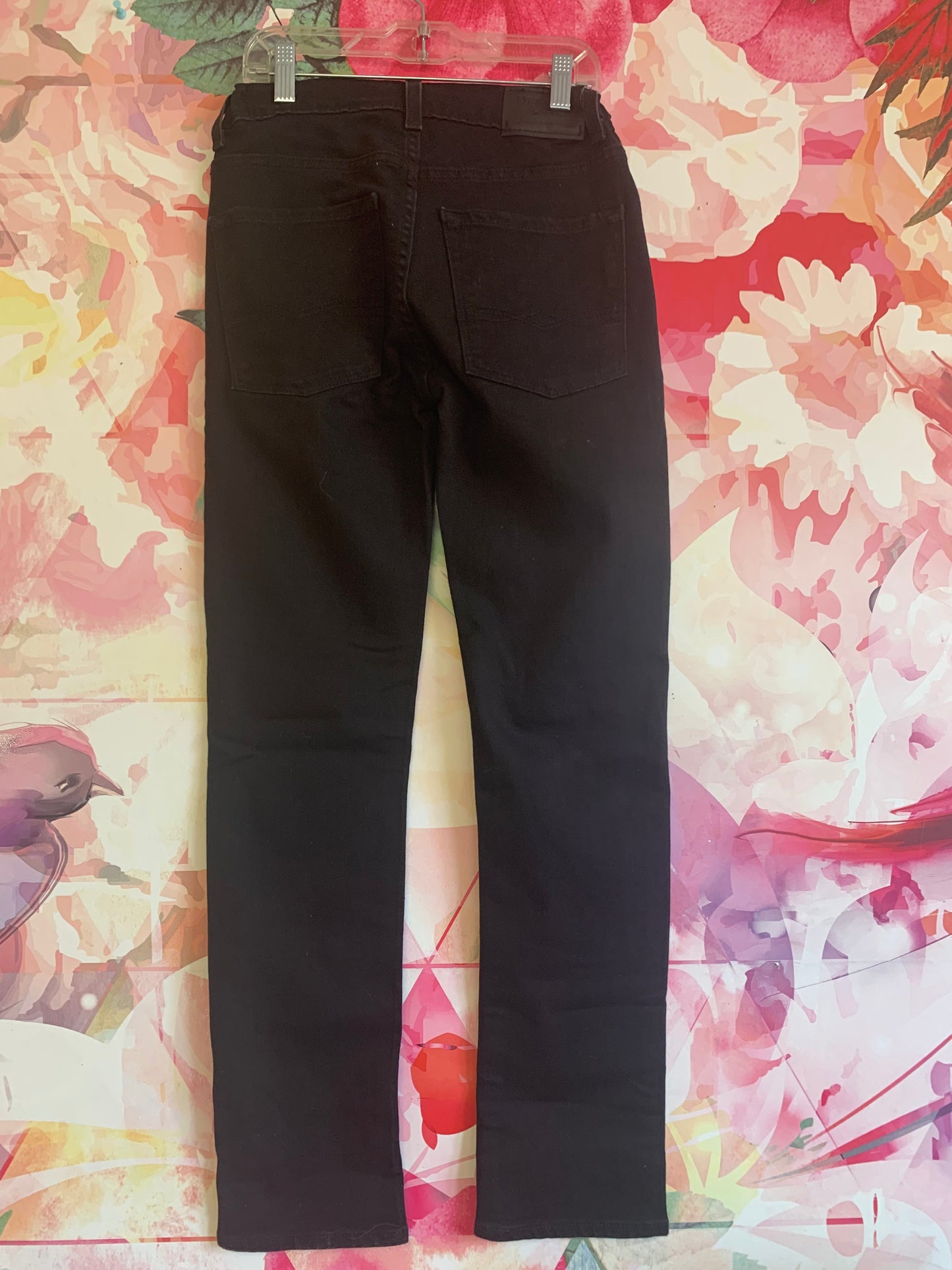 Denizen from Levi’s black jeans with adjustable waist. Skinny fit. Size 16 regular