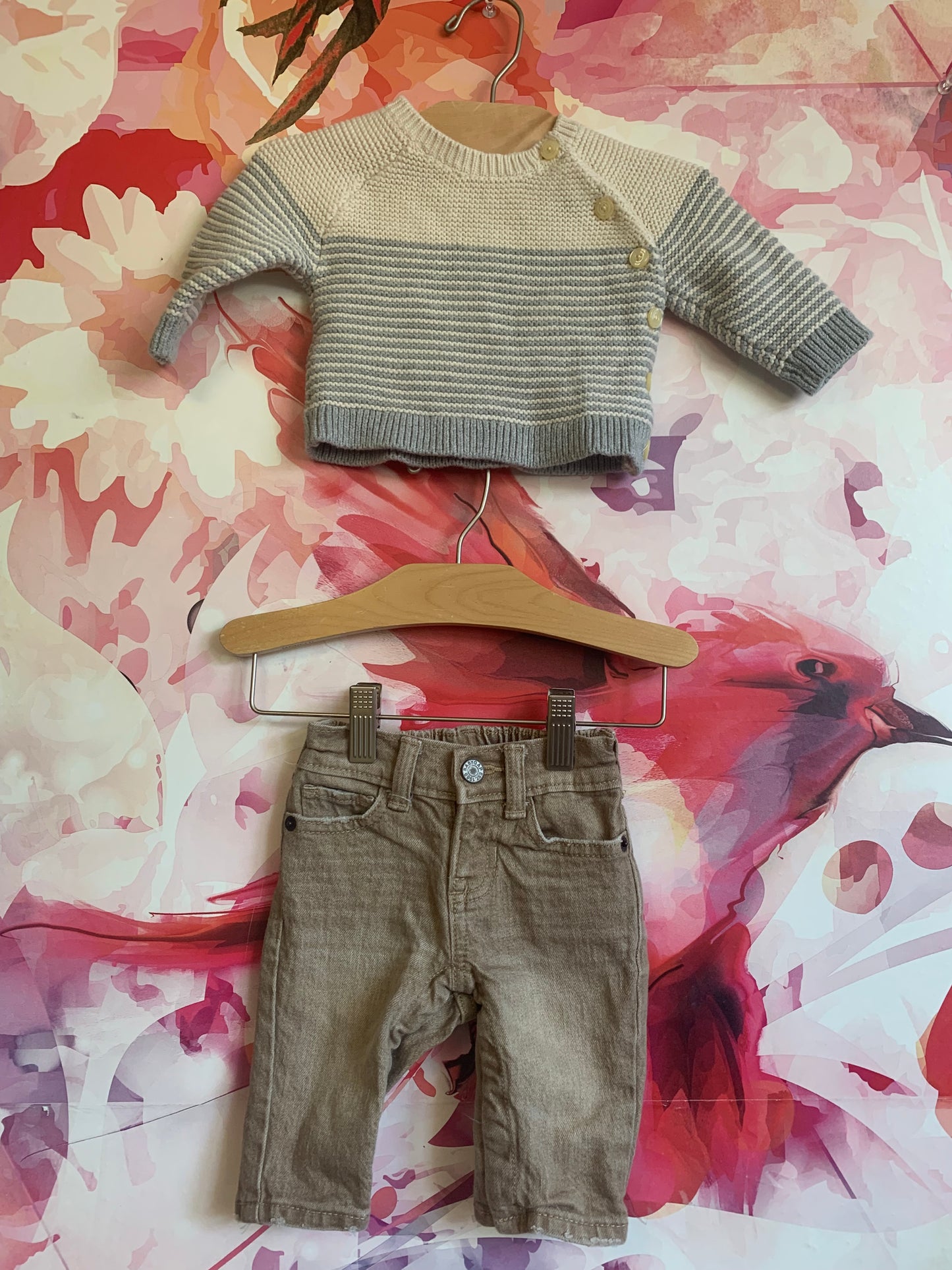 Baby Gap cream & grey knit sweater with shoulder buttons. Khaki jeans with snap closure. Size 0-3m / NB