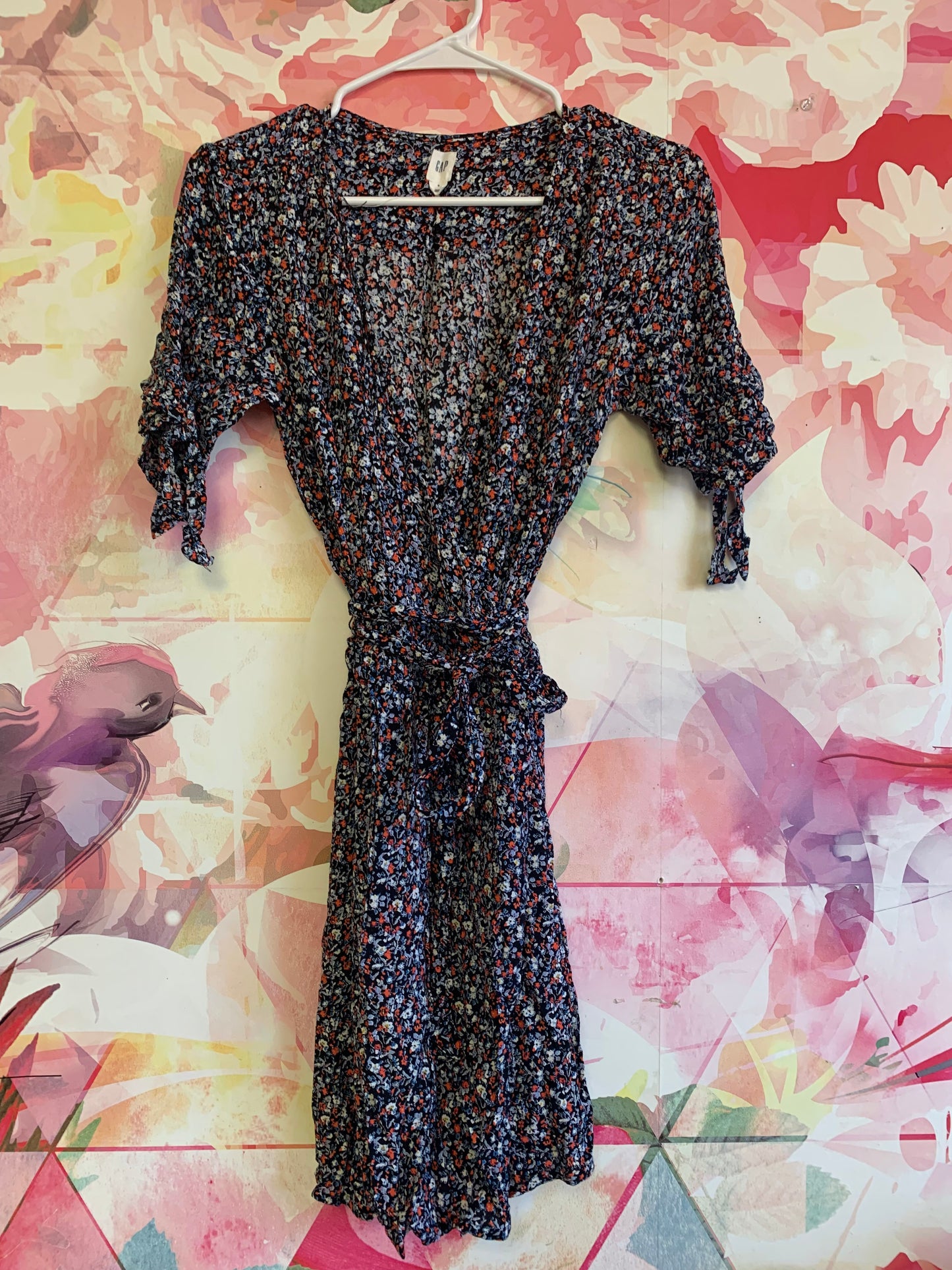 Gap blue, red, white, yellow tiny floral shirt sleeve wrap dress. Size Small
