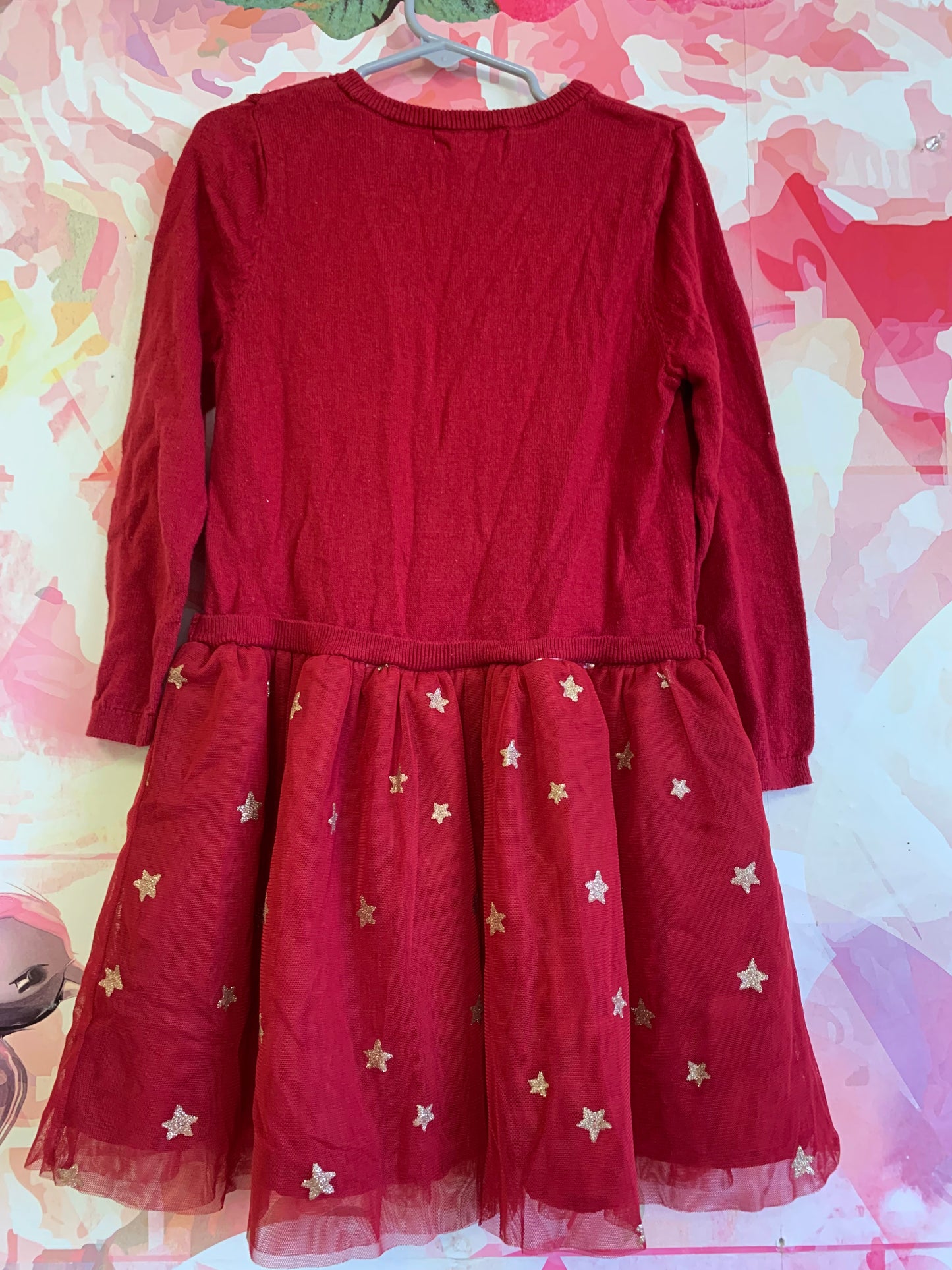 H&M red knit & tulle long sleeve holiday dress with reindeer & gold shimmery stars. Size 5T / 6T
