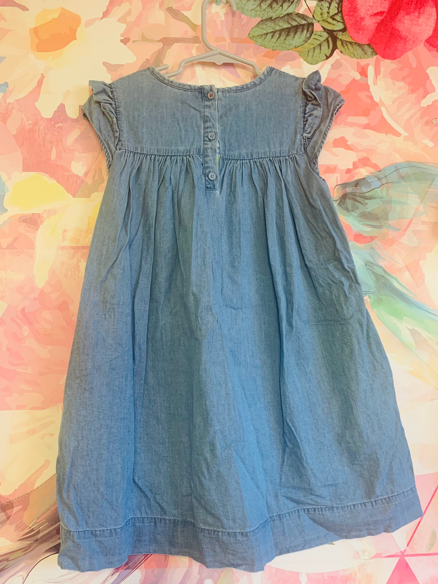 Mini Boden light blue short sleeve dress with floral lining & pockets. Size 7/8