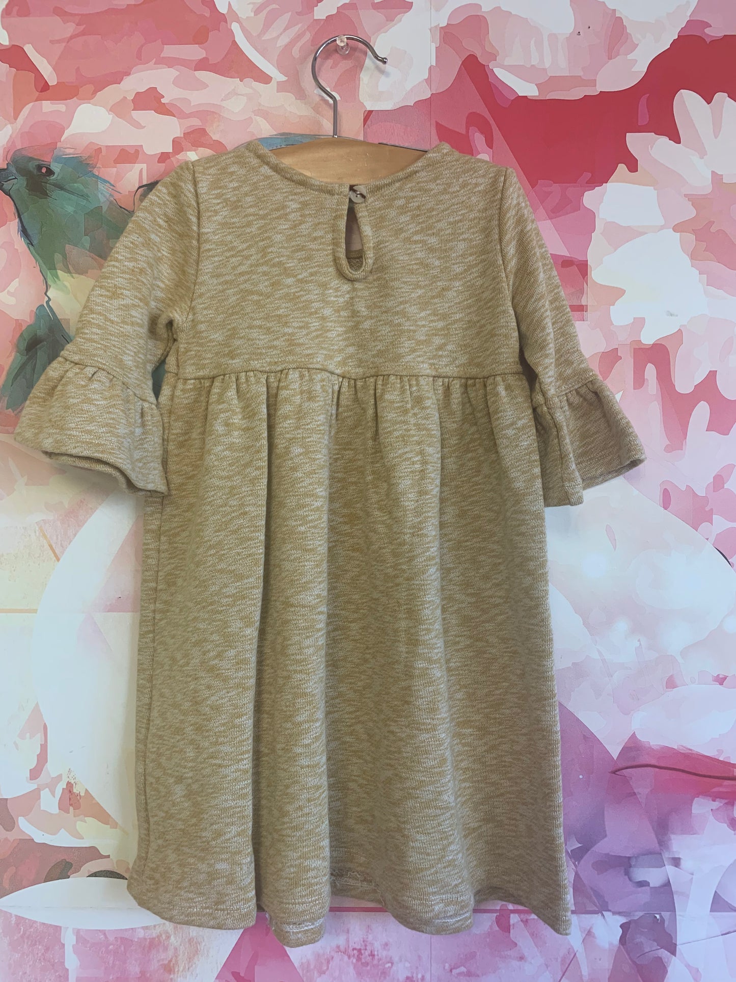 Vignette light gold 3/4 sleeve empire waist dress. Size 4T