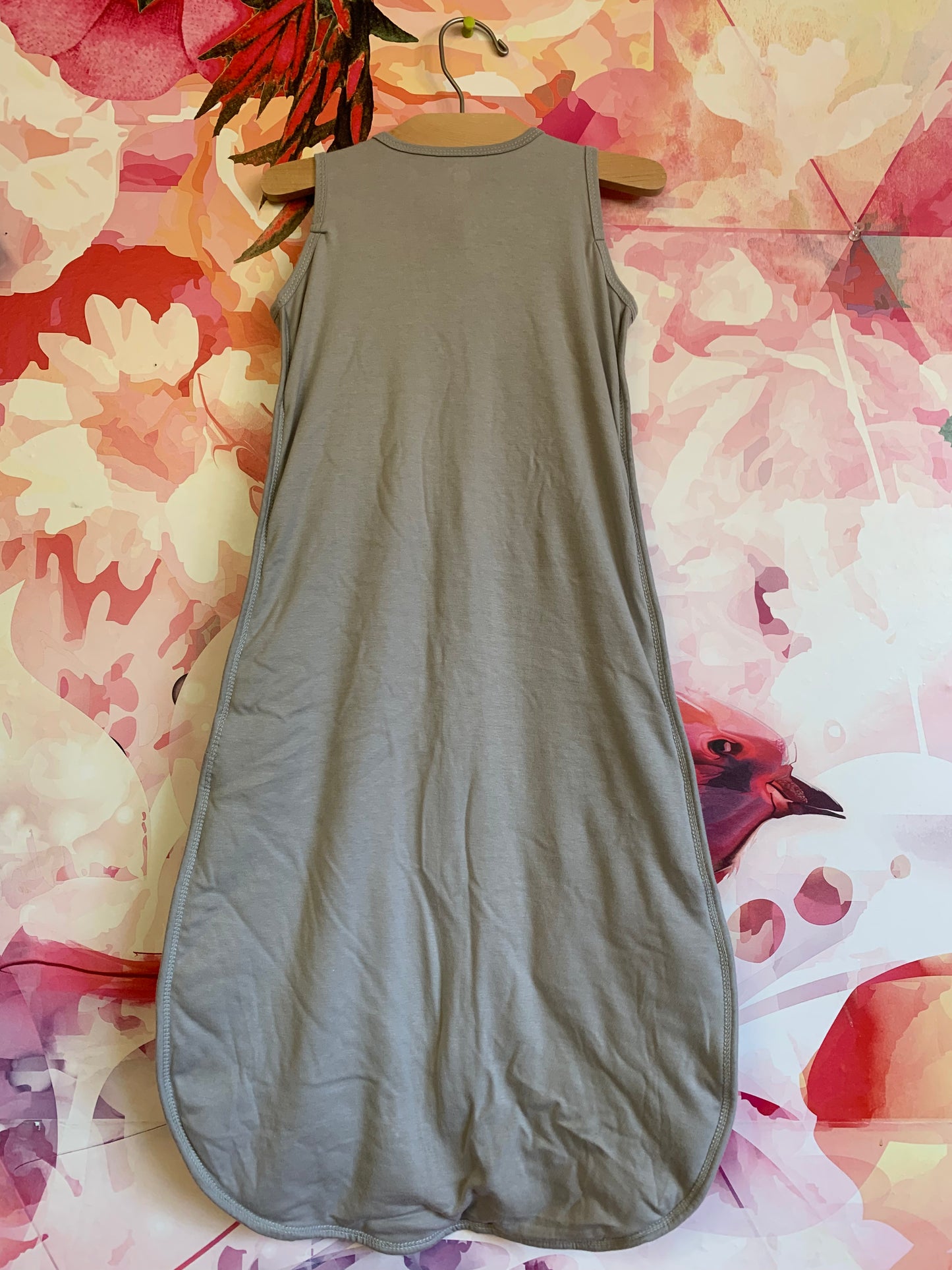 Dreamland Baby grey weighted sleep sack. Size Medium. 6-12m. 100% cotton.