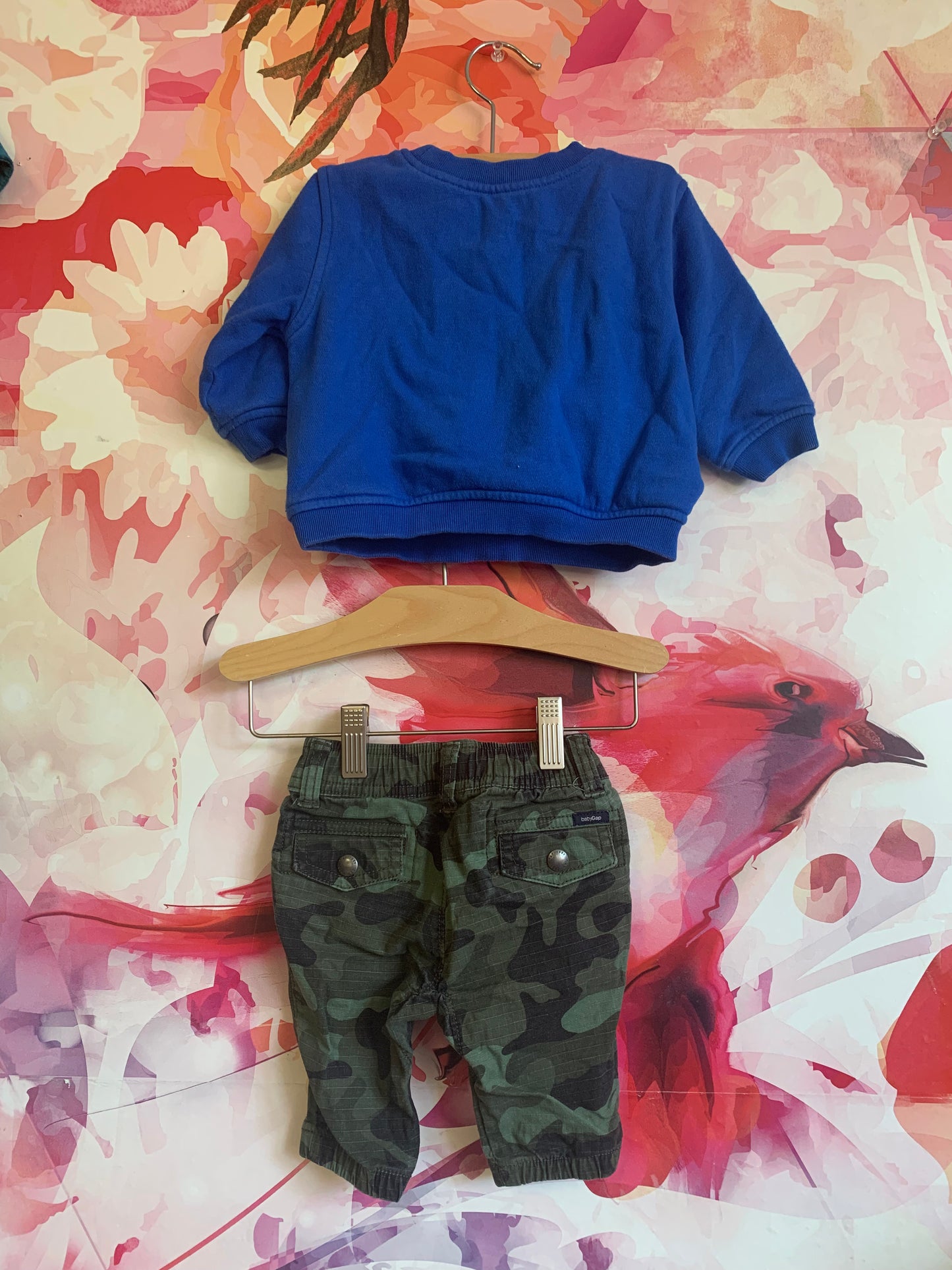 Gap 1969 blue sweatshirt and green/black camouflage pants. Size 0-3m / NB