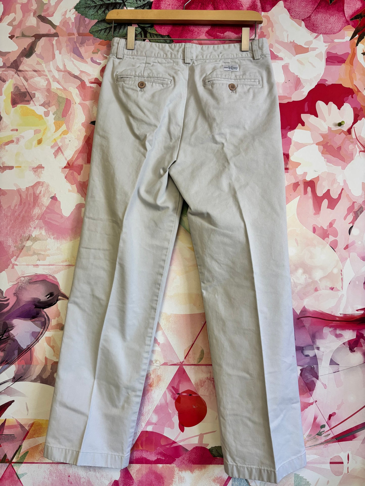 Vineyard Vines light khaki pants. Size 16