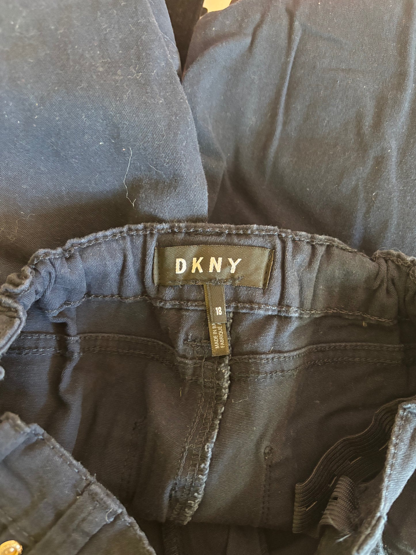 DKNY Navy Blue Pants. Elastic Waistband. Size 16T.