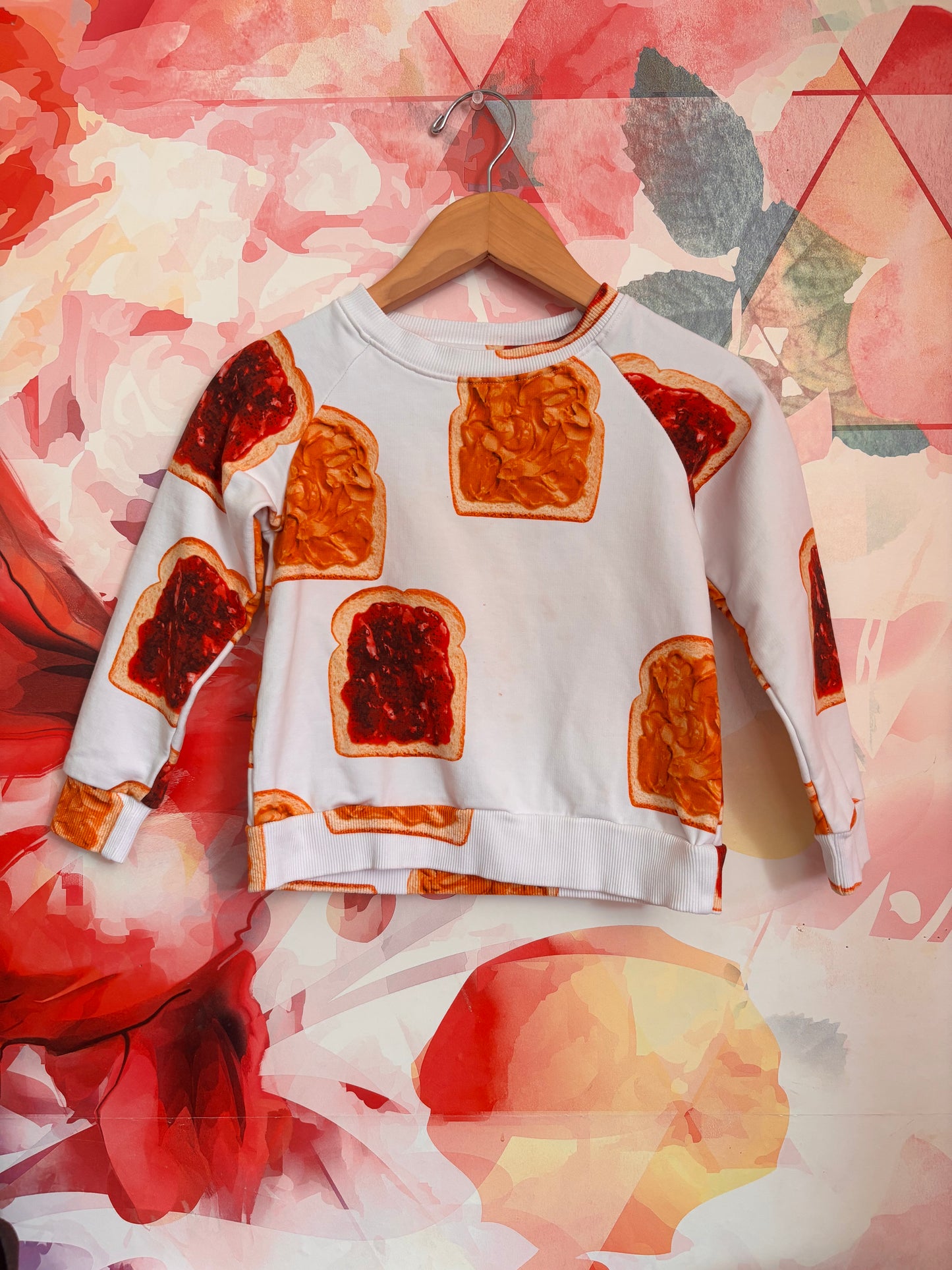 Romey loves Lulu peanut butter and jelly sweatshirt. Size 2T