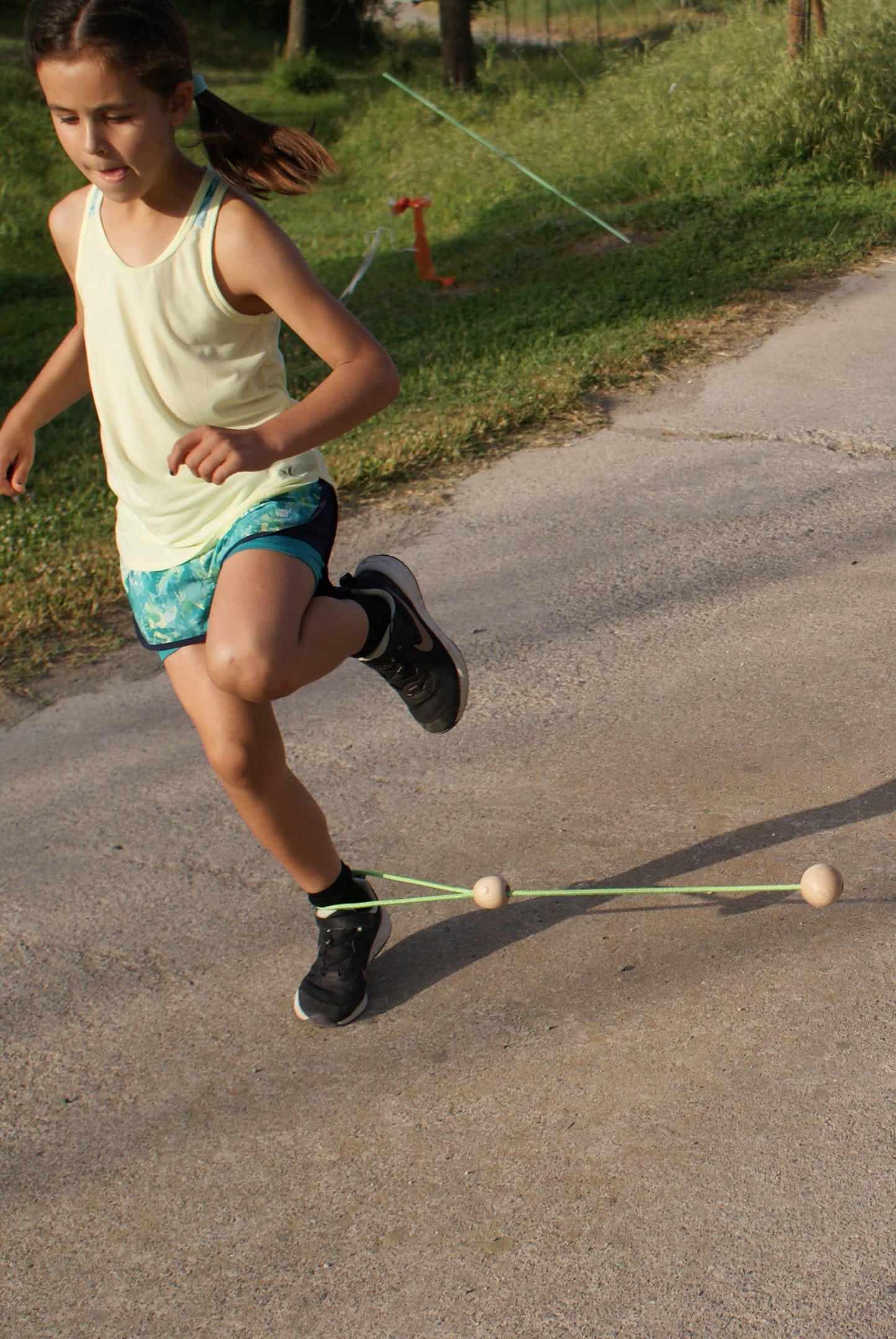 MORA PLAY - Ankle jump ball