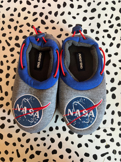 Lands End blue & grey slippers. NASA design with adjustable elastic. Size 13.