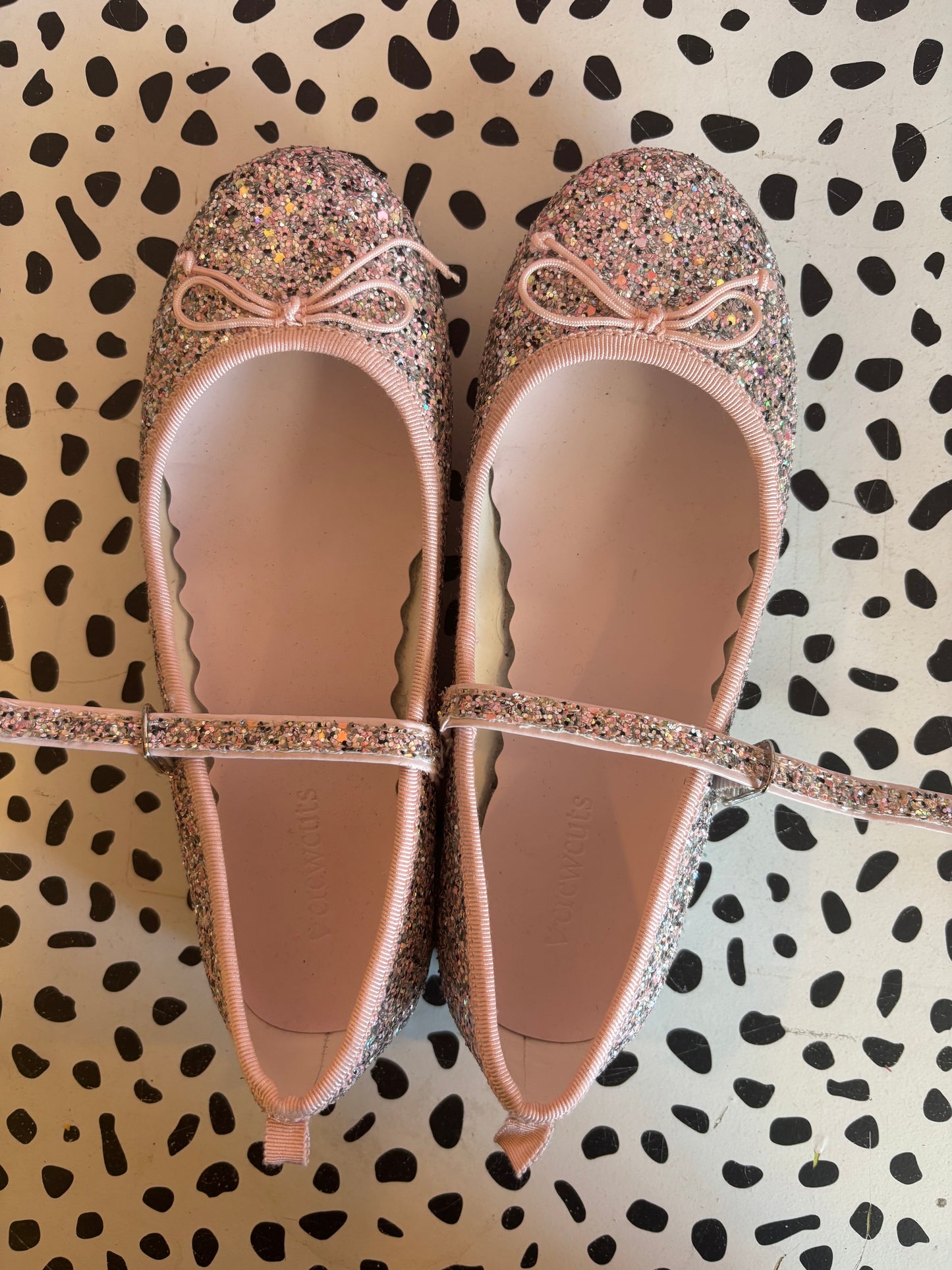 Crewcuts sparkly pink & silver Mary Jane dress shoes. Size 3.