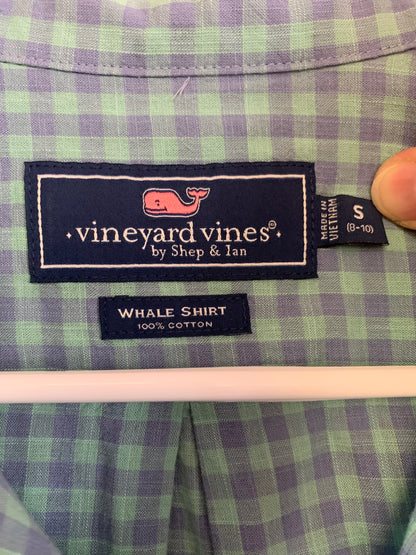 Vineyard Vines blue & green small checkered button down shirt. 100% cotton. Size 8/10