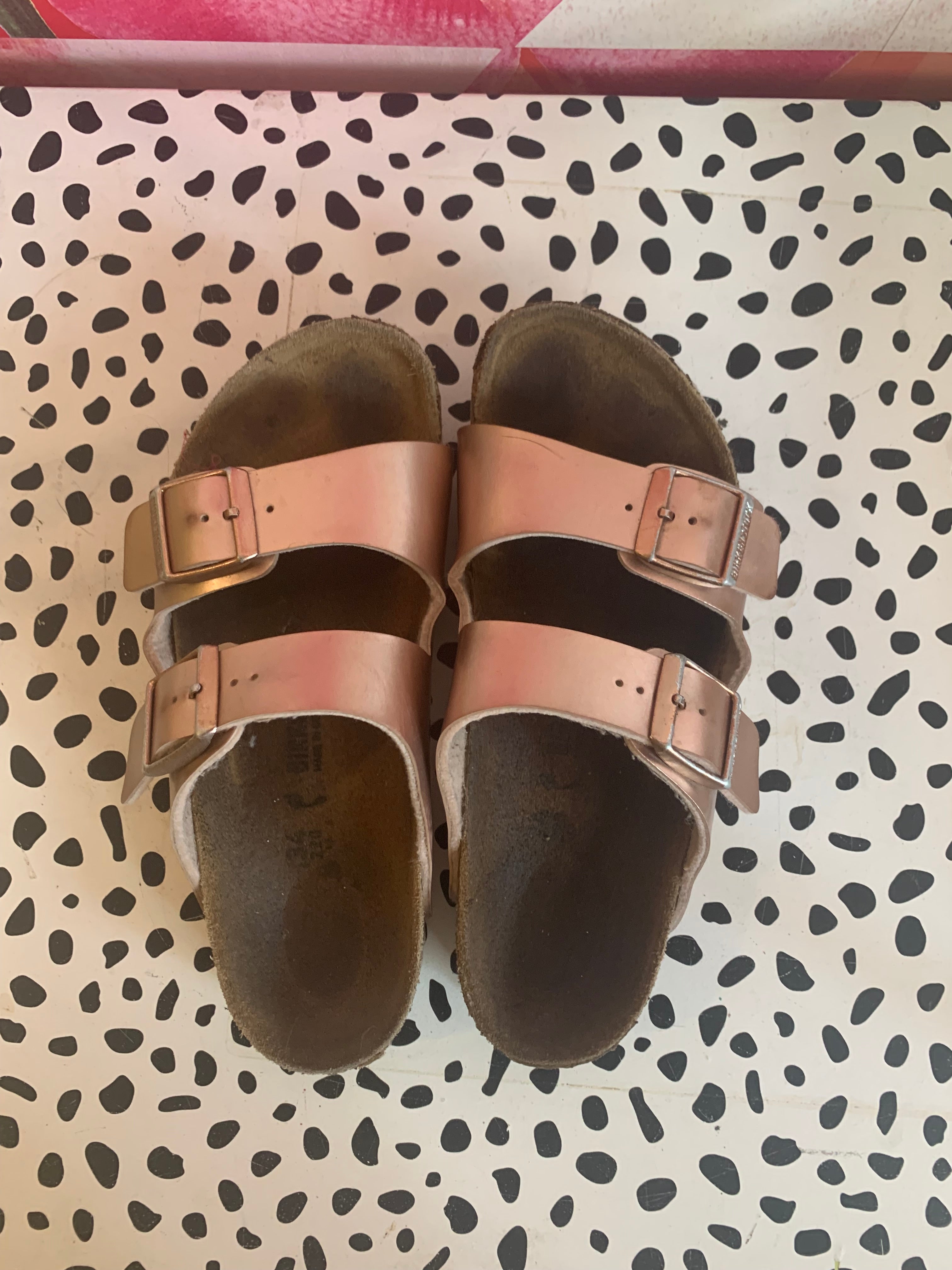 Rose gold birkenstock sandals online