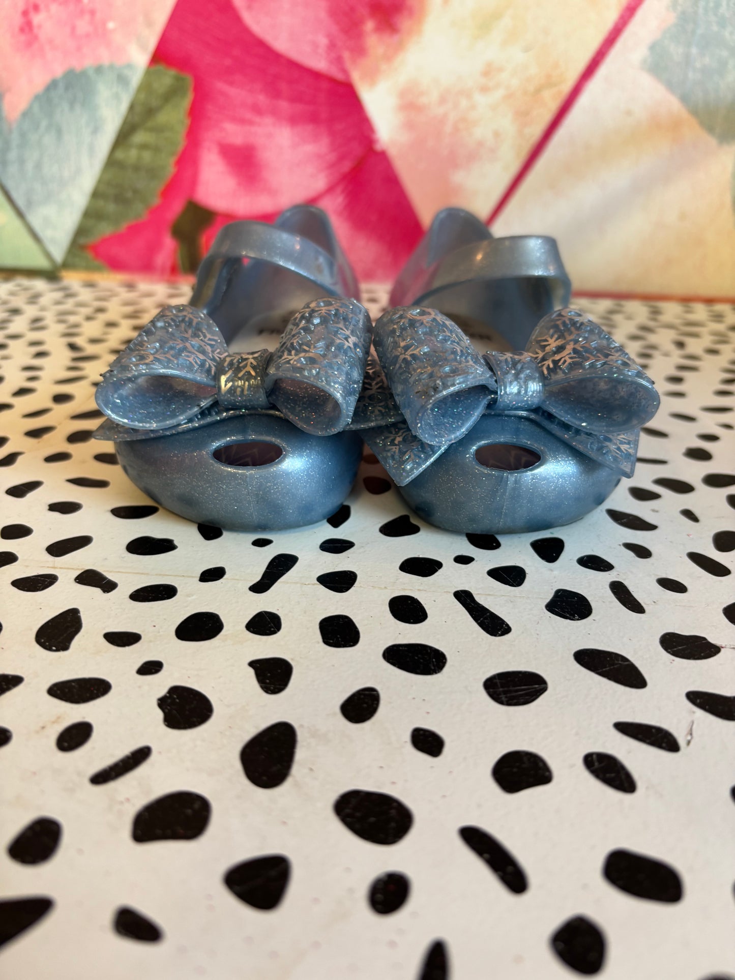 Mini Melissa Frozen shimmery blue shoes. Slight marking on one strap. See photo. Size 10.