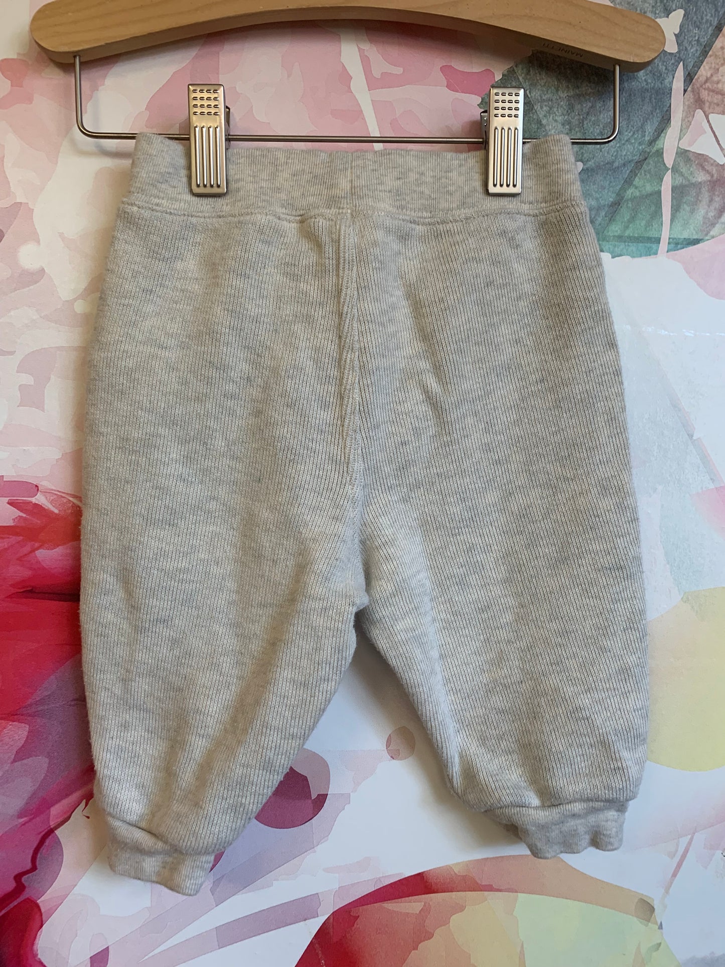 Ralph Lauren cream joggers. Size 6m