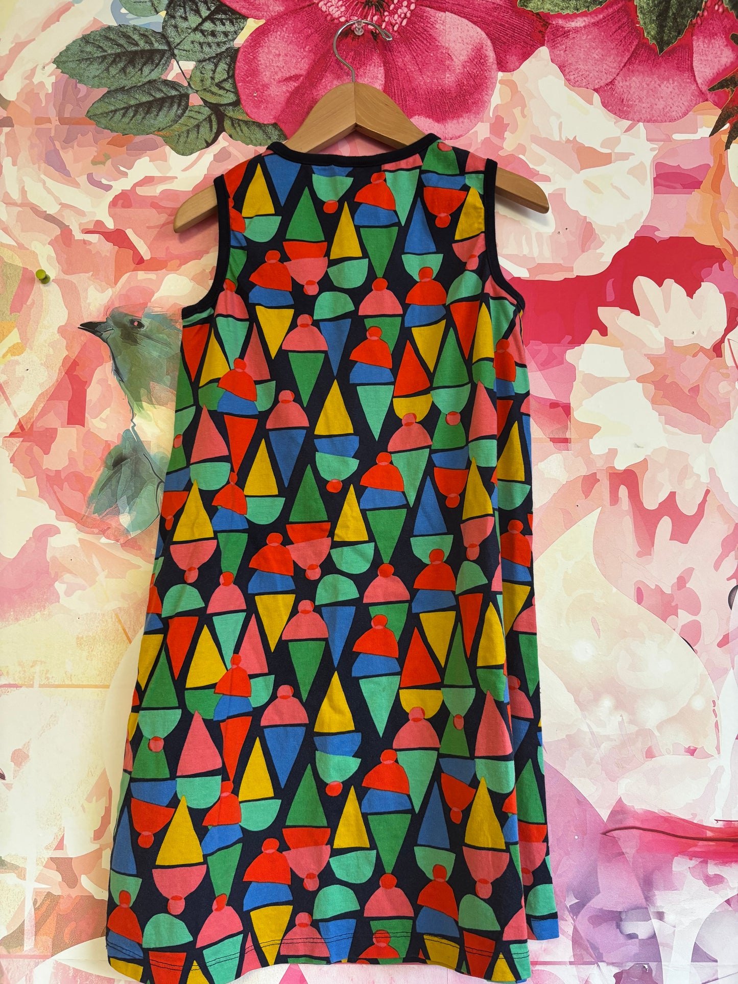 Hanna Andersson navy blue sleeveless shift dress with colorful geometric ice cream cones. Size 10