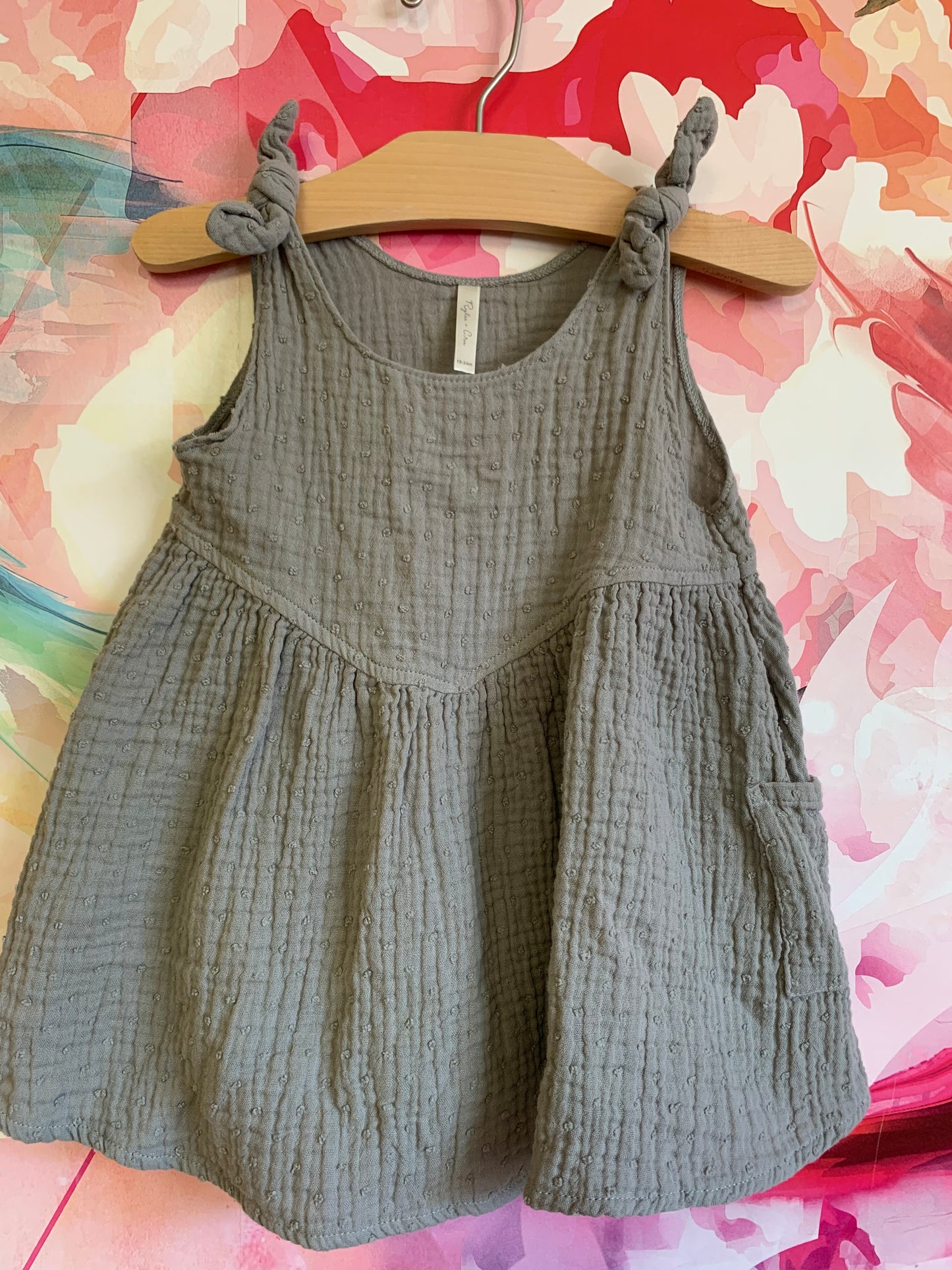 Rylee & Cru Summer dress. Sage green with fixed knot straps and side pocket details. Size 18-24m.