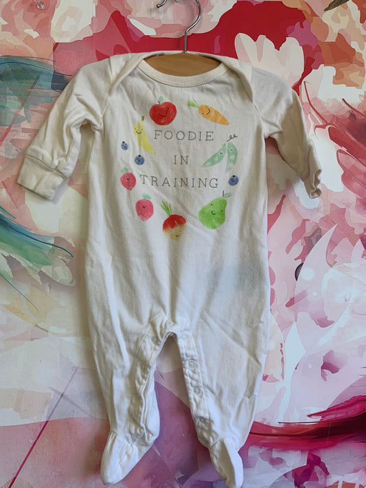 Baby Gap organic cotton long sleeve footed romper “Foodie in Training” size 0-3m