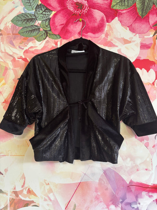 Zara Girls black shimmer & velvet kimono jacket with pockets and front tie. Size 6/7