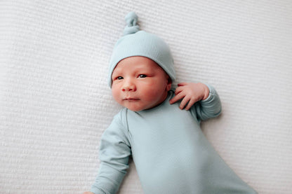 Three Little Tots - Blue Bird Knotted Gown: Gown & Hat