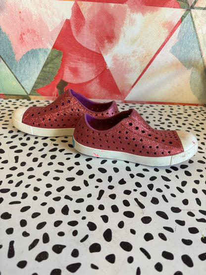 Native Jefferson bright pink glitter slip on sneakers. Size 13. Some marlins on both. See photos.