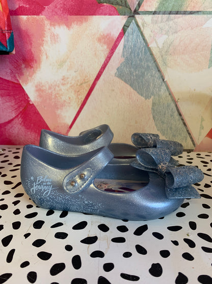 Mini Melissa blue sparkly Frozen shoes with bows & Velcro straps. *slight marker stain on one strap* size 10