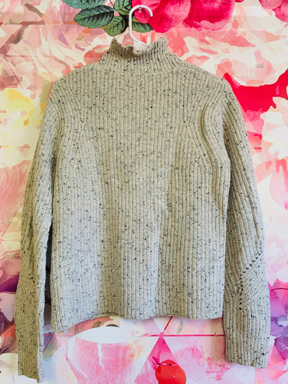 Joie cream & grey wool knit sweater with wavy trim on neck. Size Small.