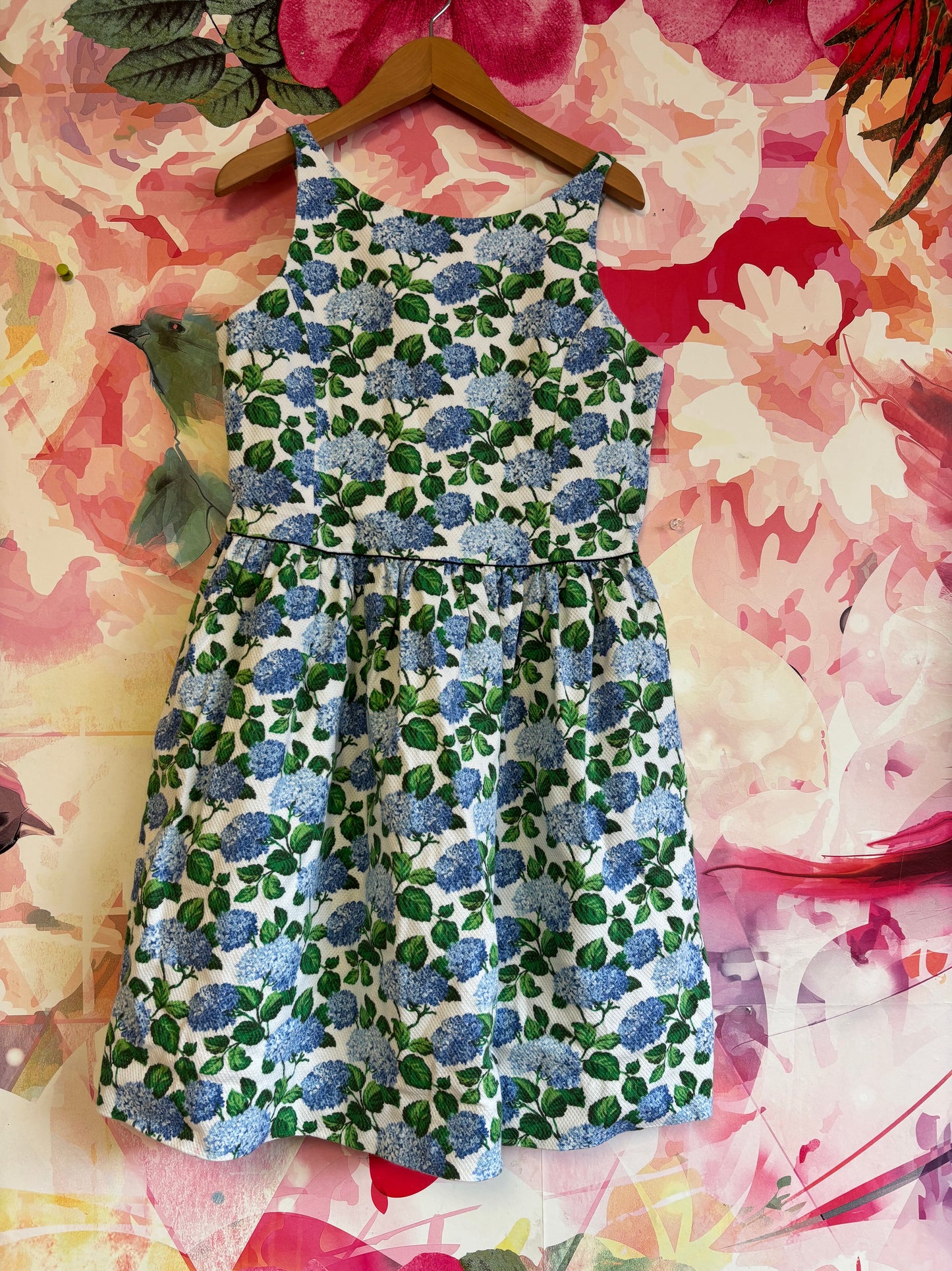 Polo Ralph Lauren spaghetti strap floral stretch Dobby dress with blue hydrangeas & full skirt. Has pockets. Size 12