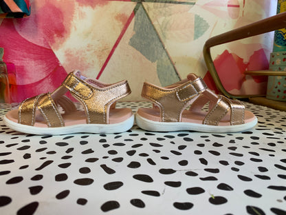 See Kai Run basics toddler Shayna sandals. Rose Gold color. Size 6.