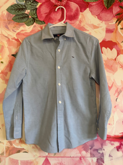 Vineyard Vines blue button down shirt. 100% cotton. Size 8/10.