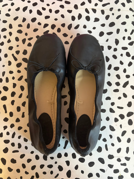 Zara black elastic stretchy heel ballet flat. Size 3.