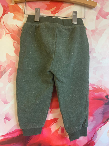 Splendid green joggers. Size 12-18m